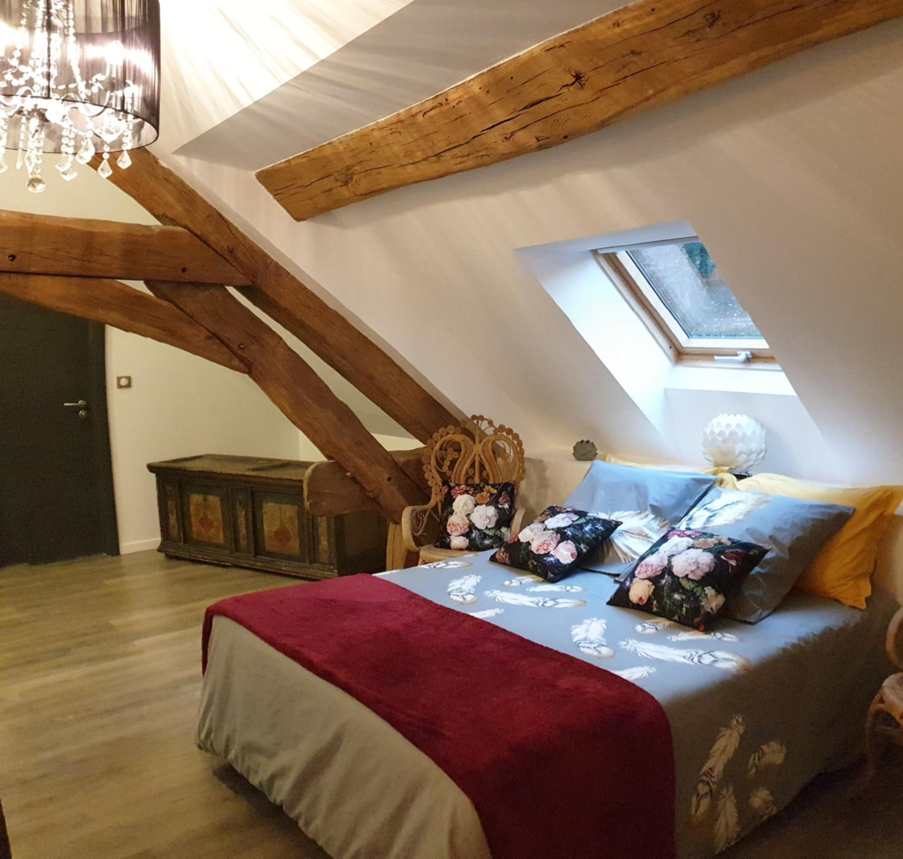 Suite - Photo 3