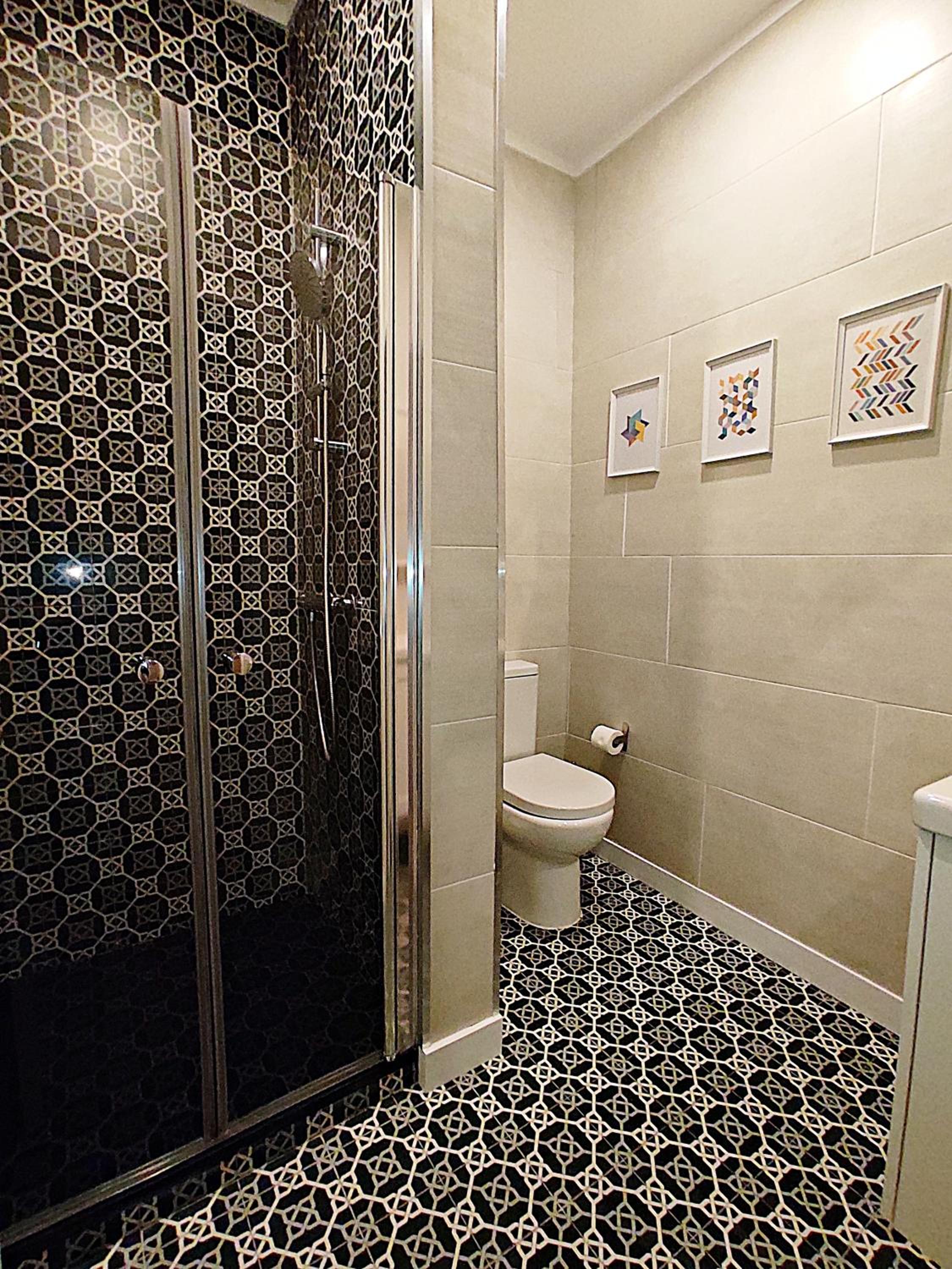 Double Room with Private Bathroom photo 2
