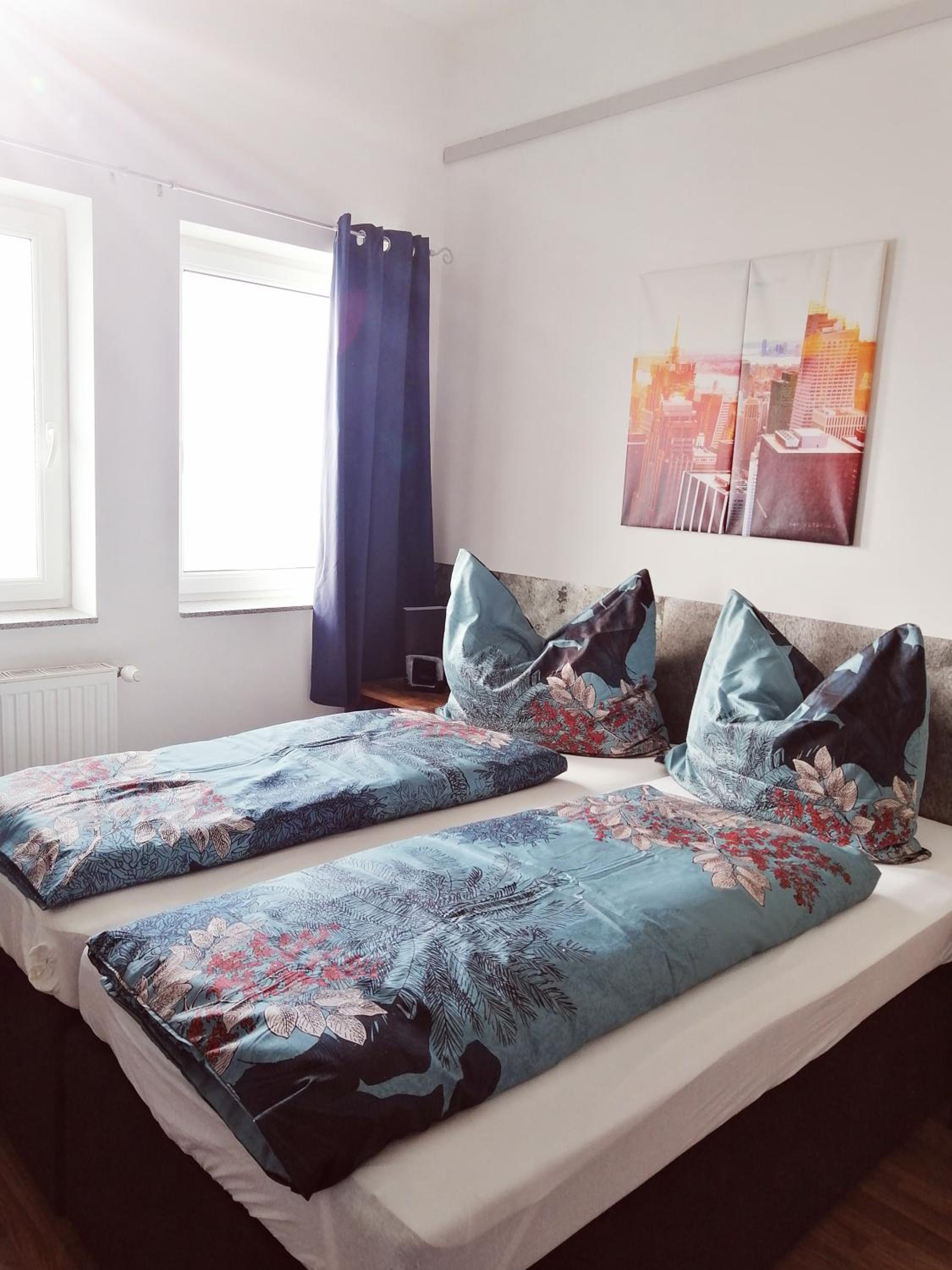 Budget Double Room - Photo 25
