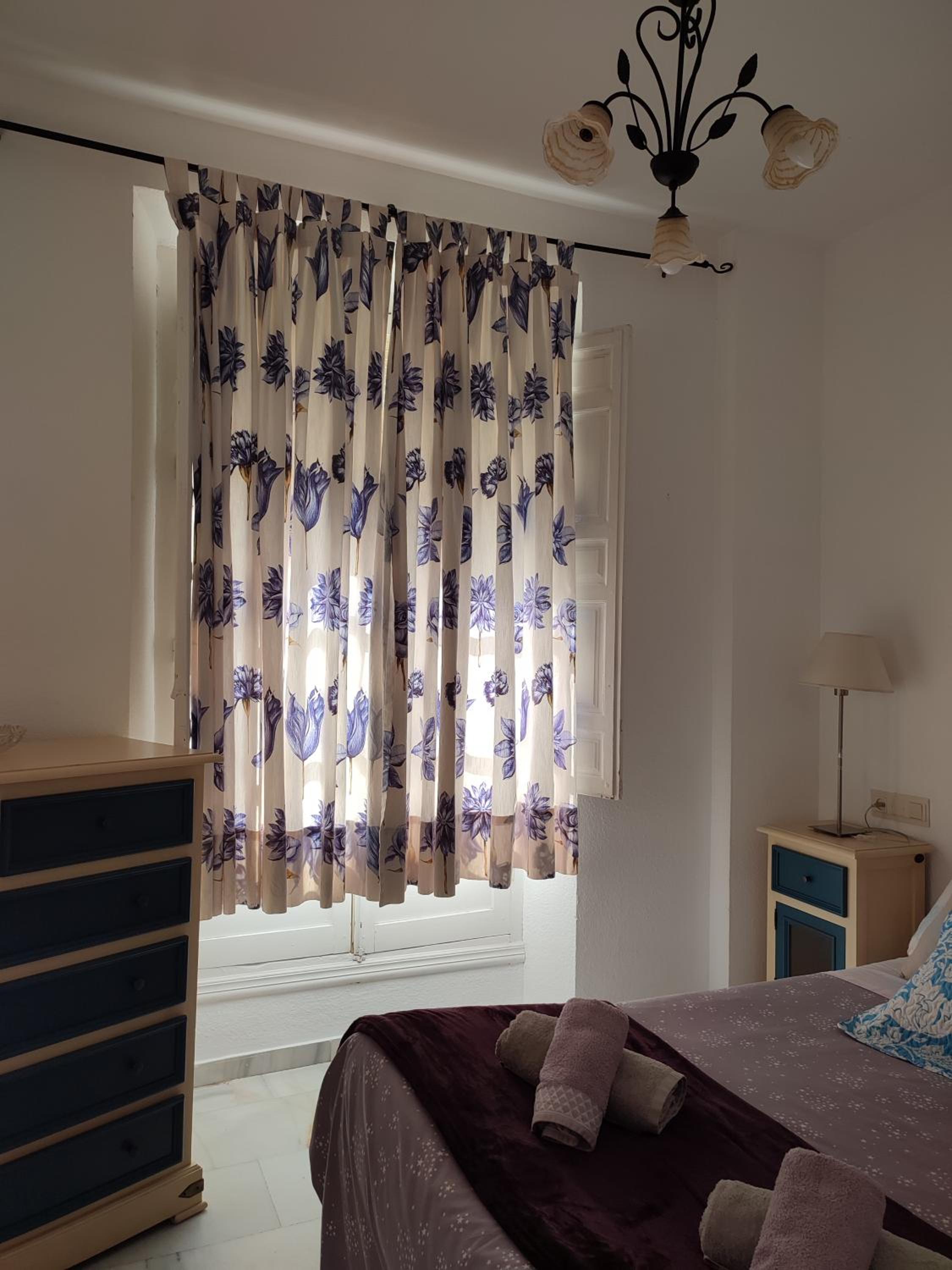 Studio Apartment - Photo 22