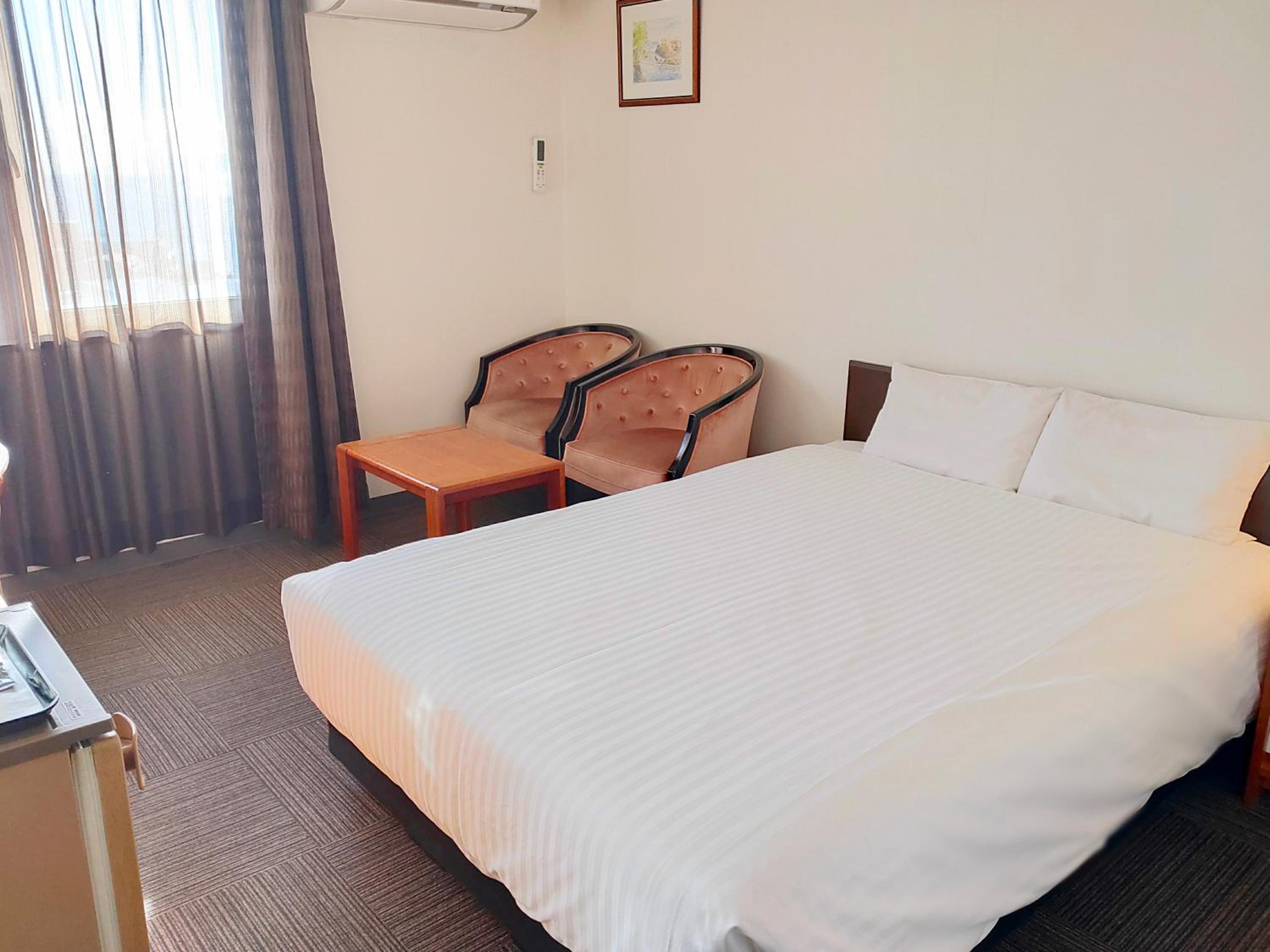 Standard Double Room - Smoking - Photo 1