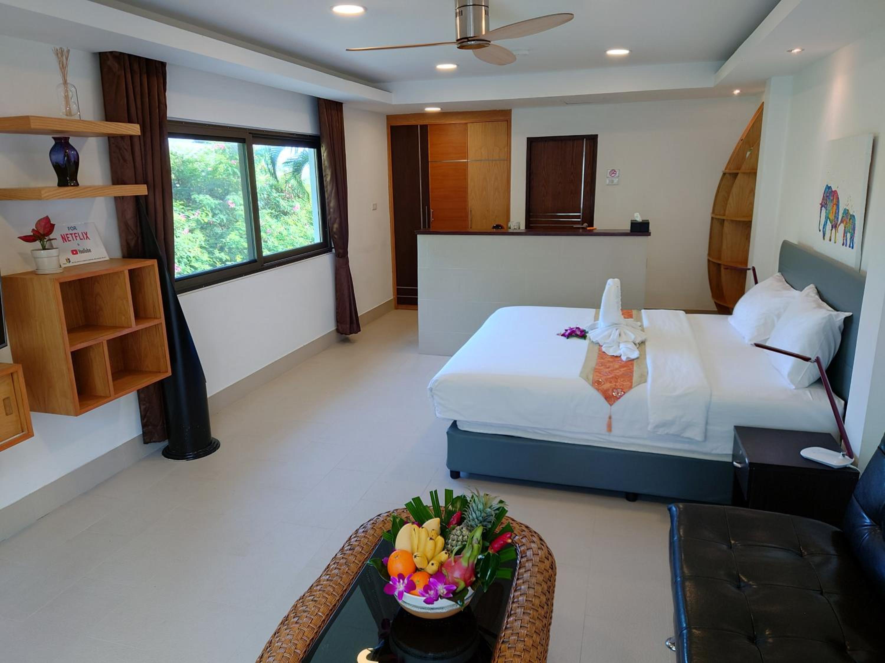 Superior King Room