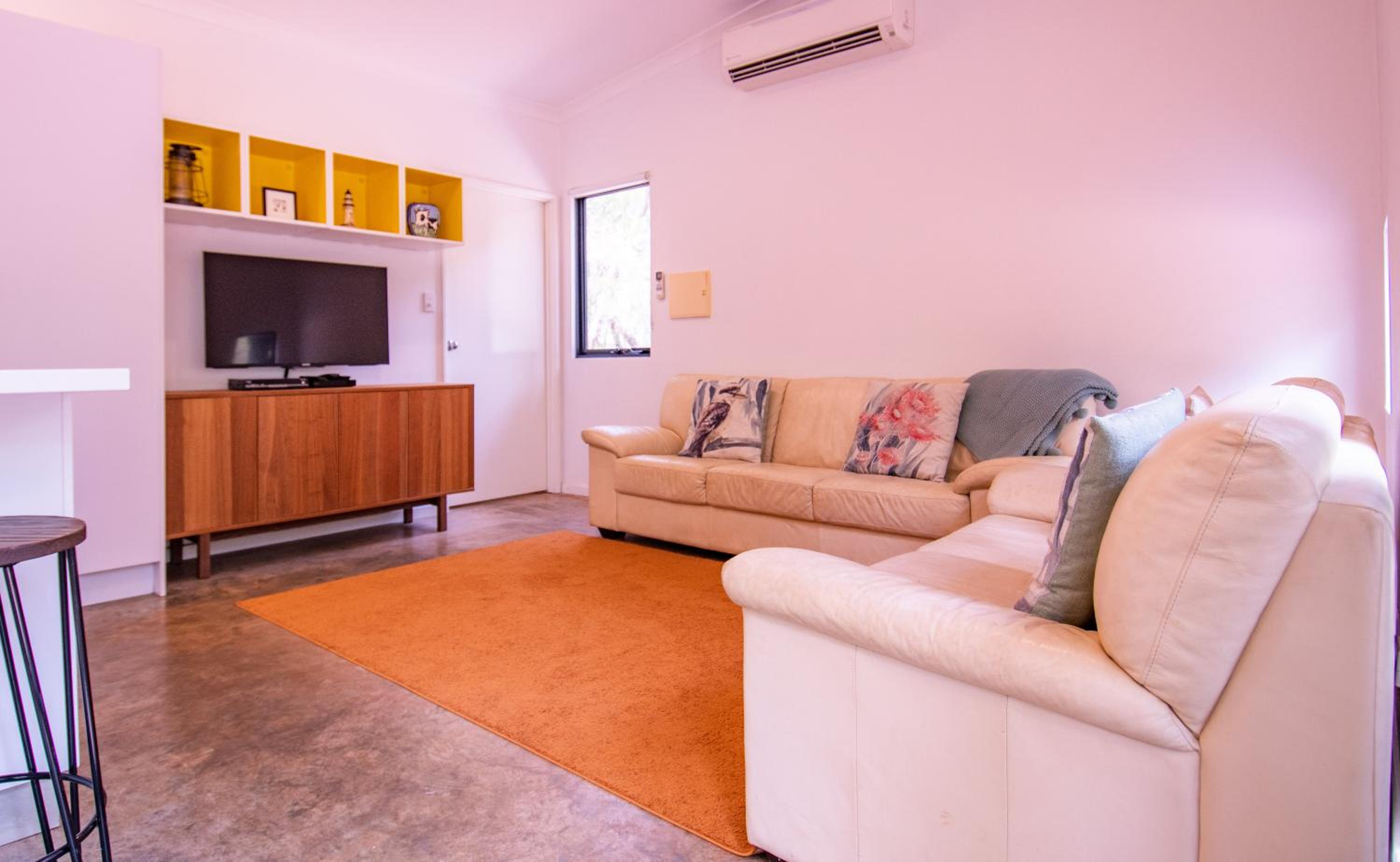 Four-Bedroom House photo 1