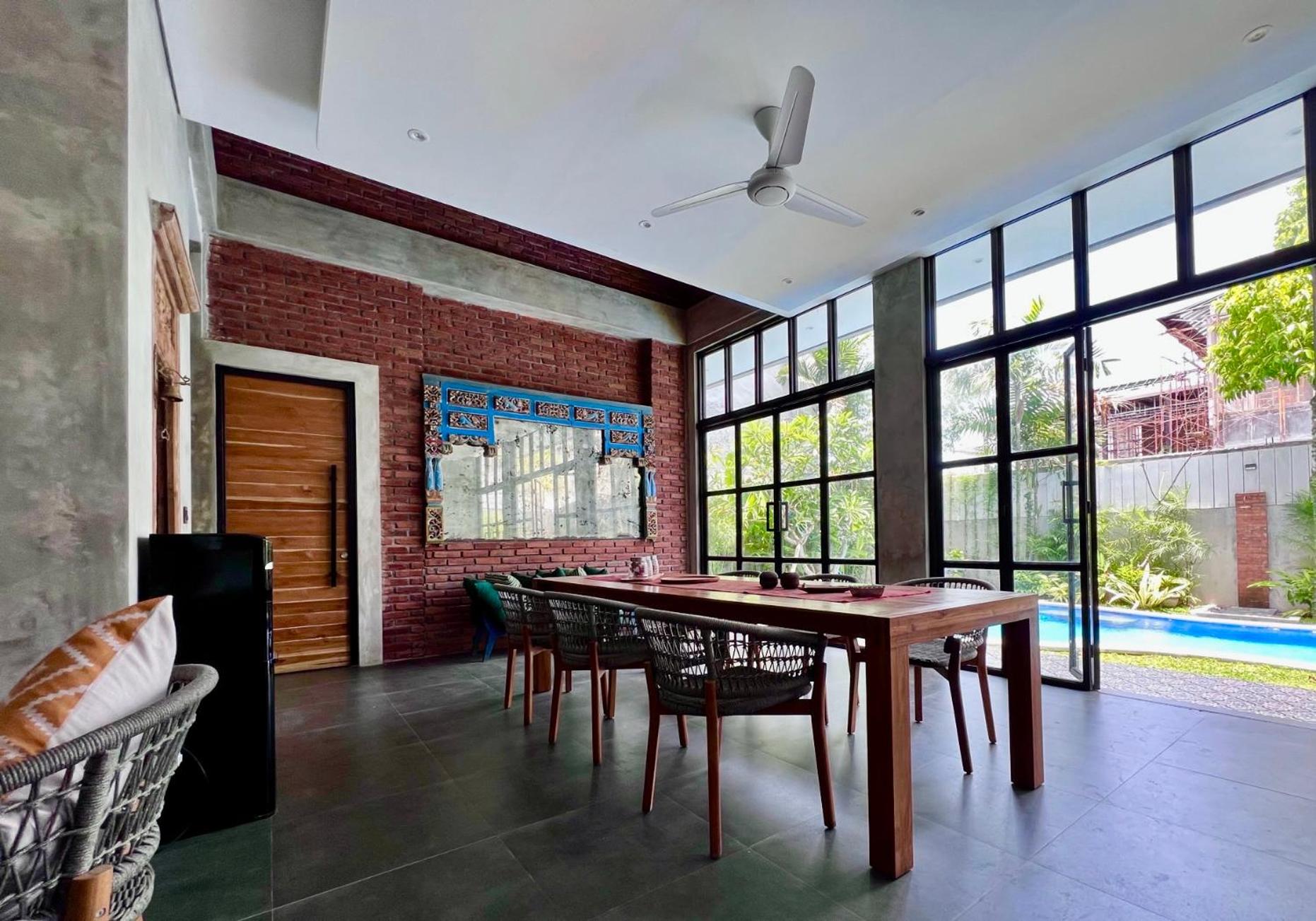 Villa with Private Pool - Photo 6