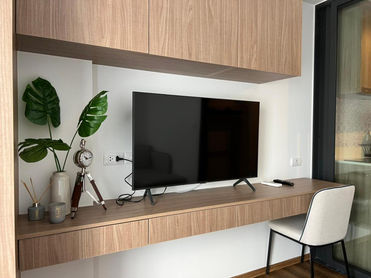 Studio with Sofa Bed - Photo 34