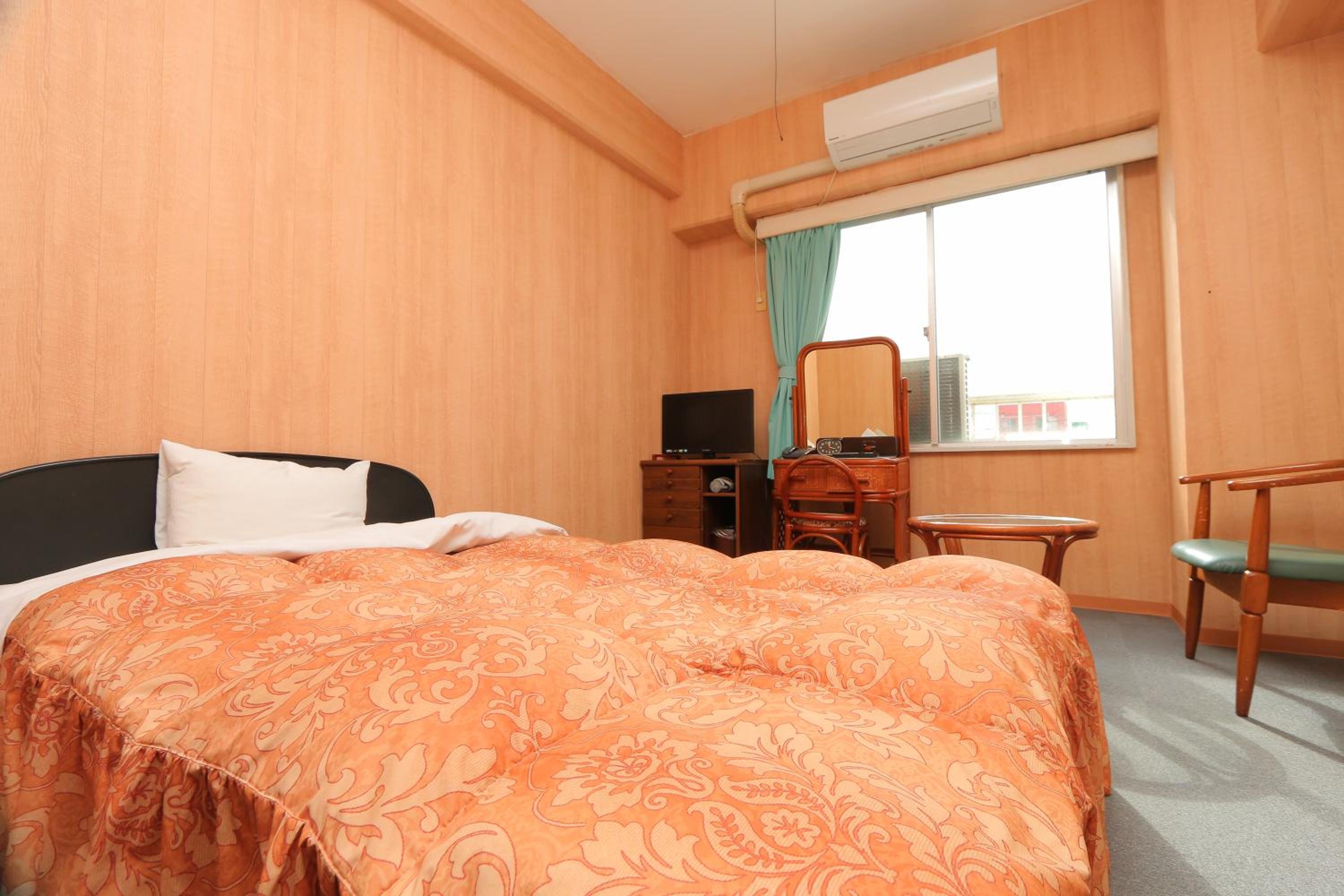 Single Room photo 2