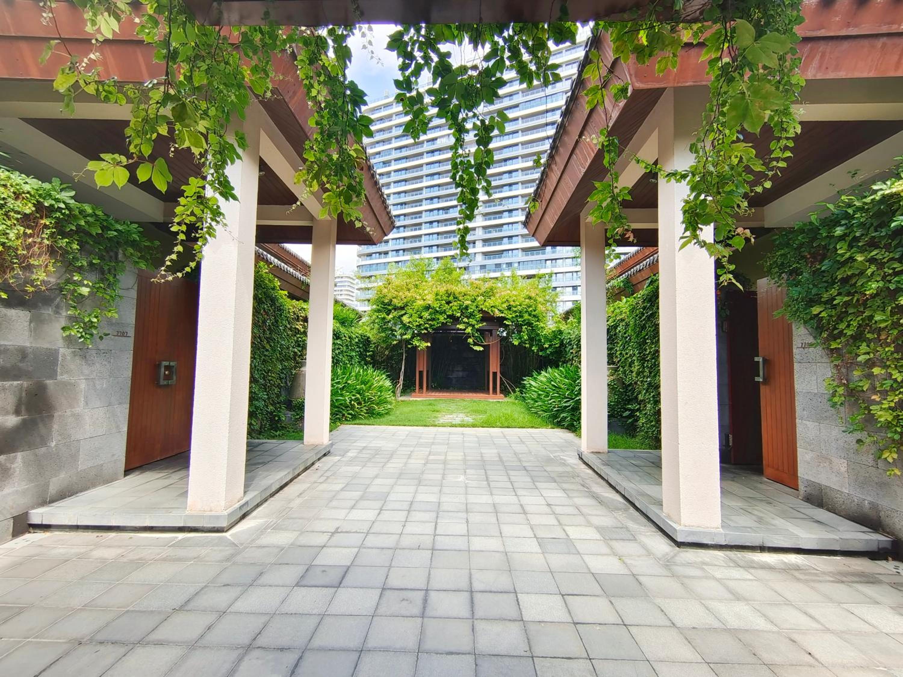 Two Bedroom Family Pool Villa <First day Welcome fruit +Daily 4 pieces of free laundry service(T-Shirts only) + Need to make appointment 1 day in advance:  Complimentary daily 60 minutes message for one person only> - Photo 2