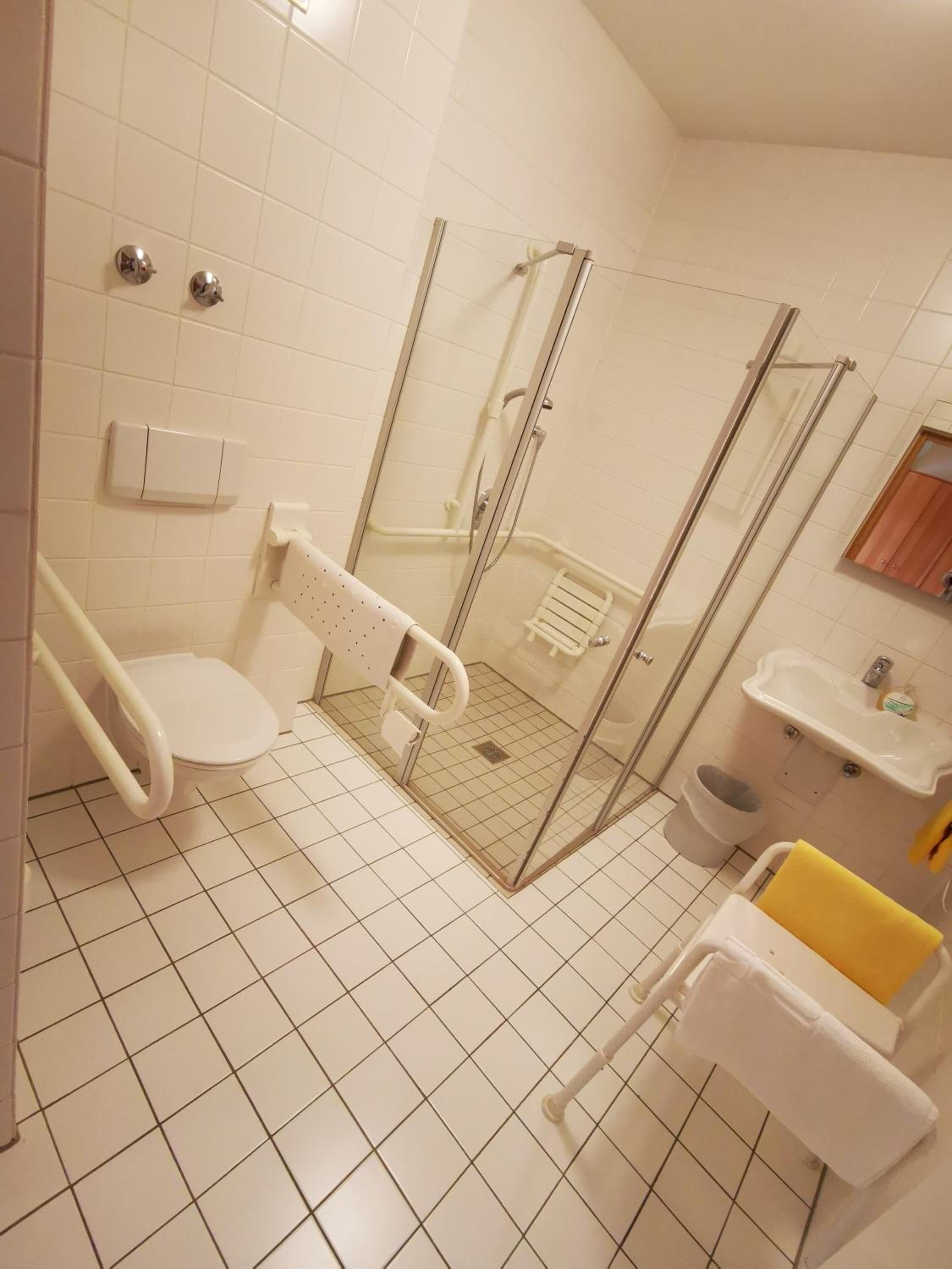 Dom Spotkań Ducha Świętego, Zdjęcie 2