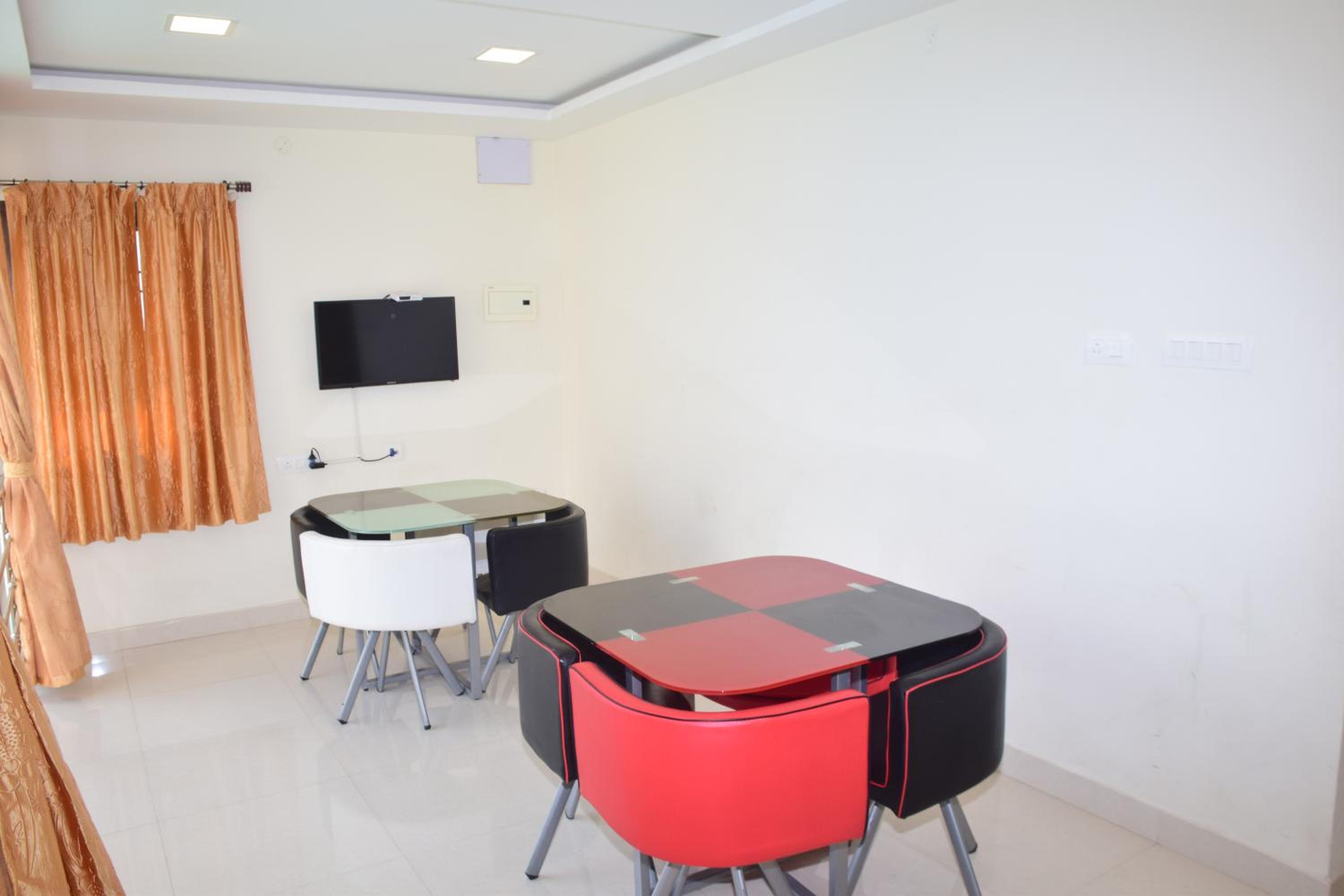 Double Room with Mountain View - Photo 18