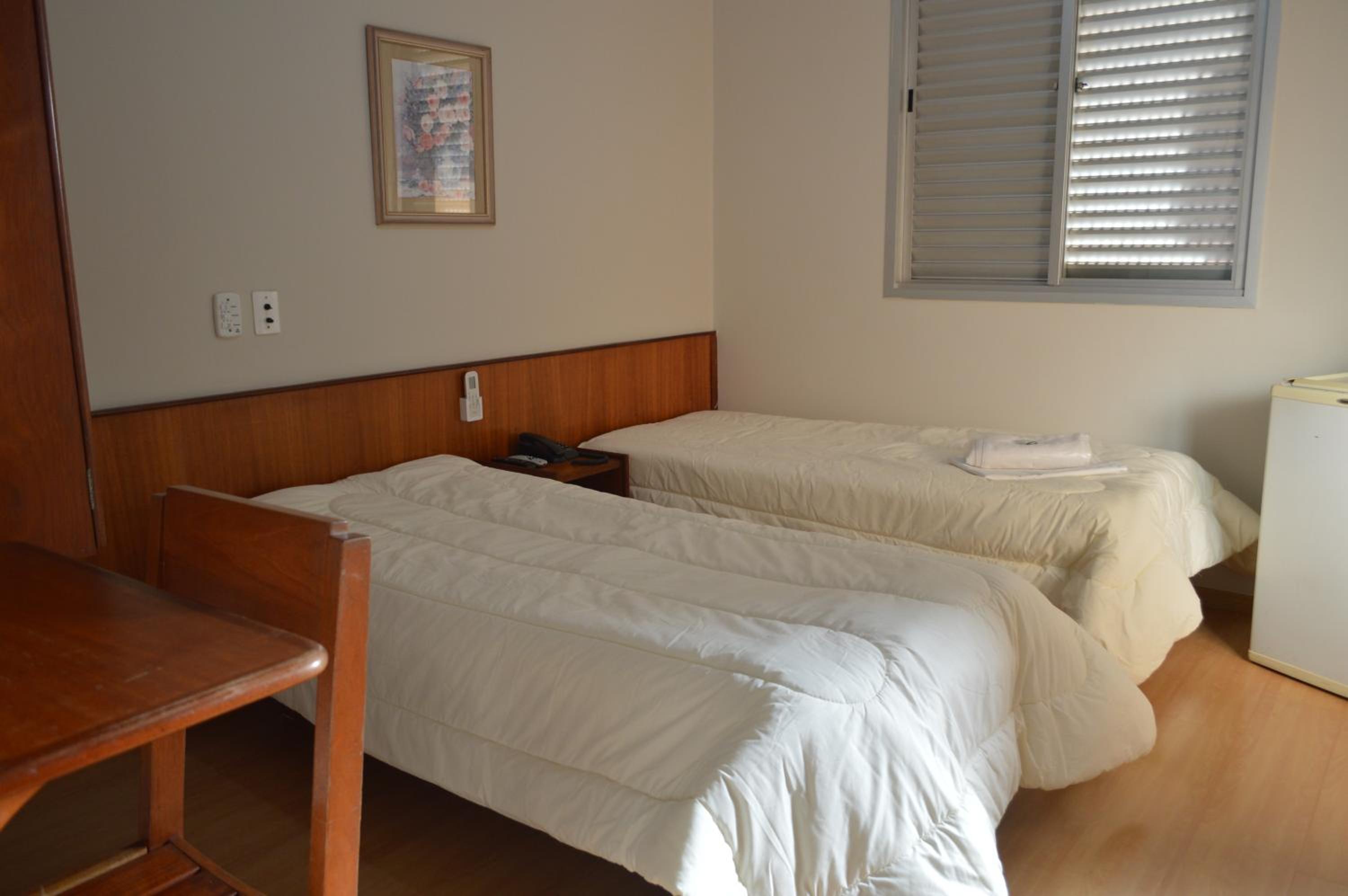 Quarto Duplo com Cama de Casal ou 2 de Solteiro photo 2