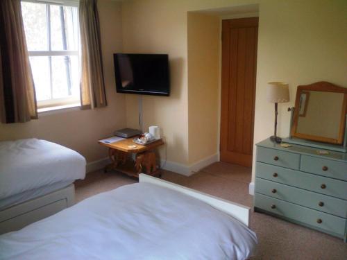 Twin Room with Shower photo 1