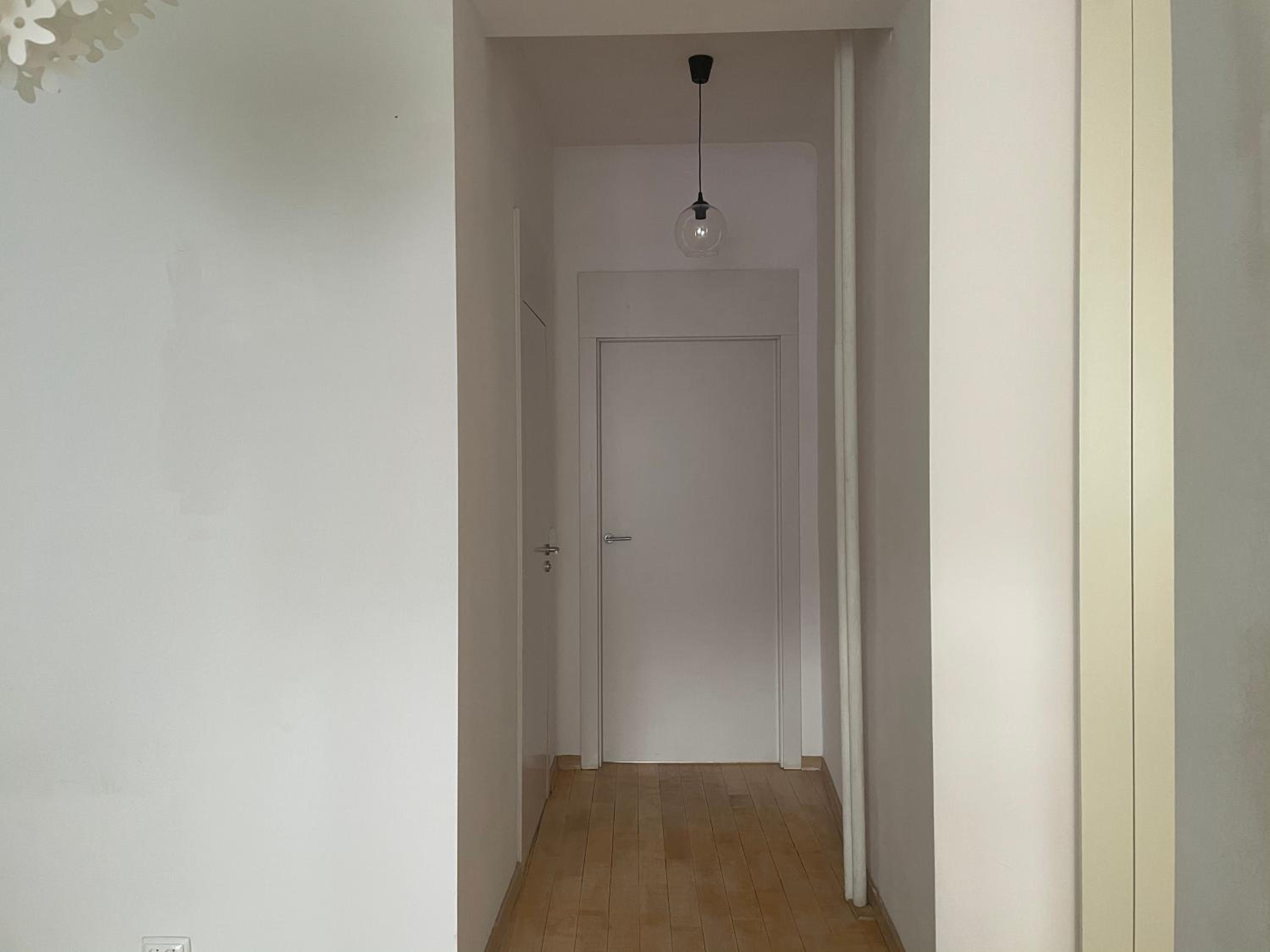One-Bedroom Apartment - Photo 10