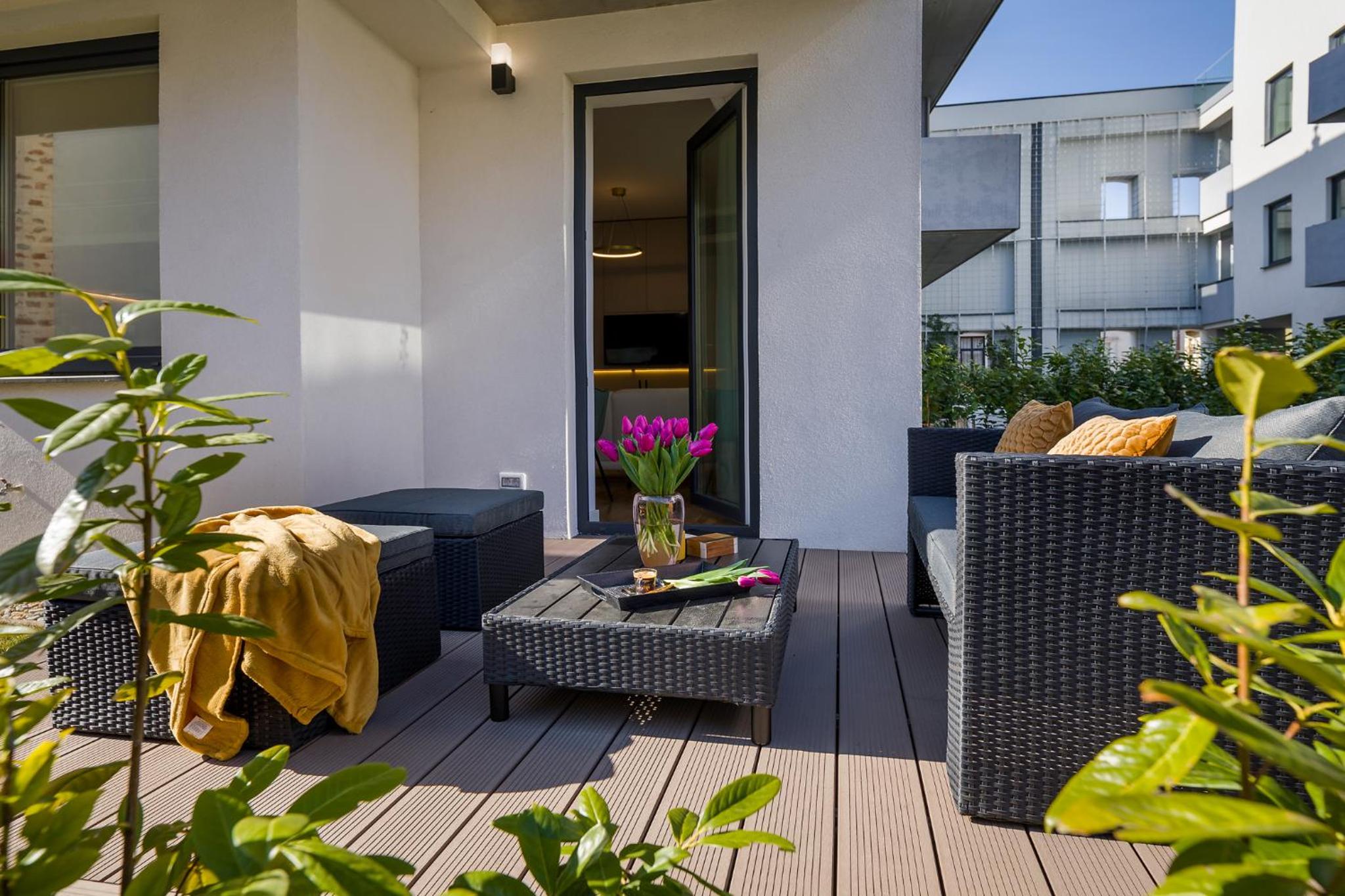 One-Bedroom Apartment - Photo 13