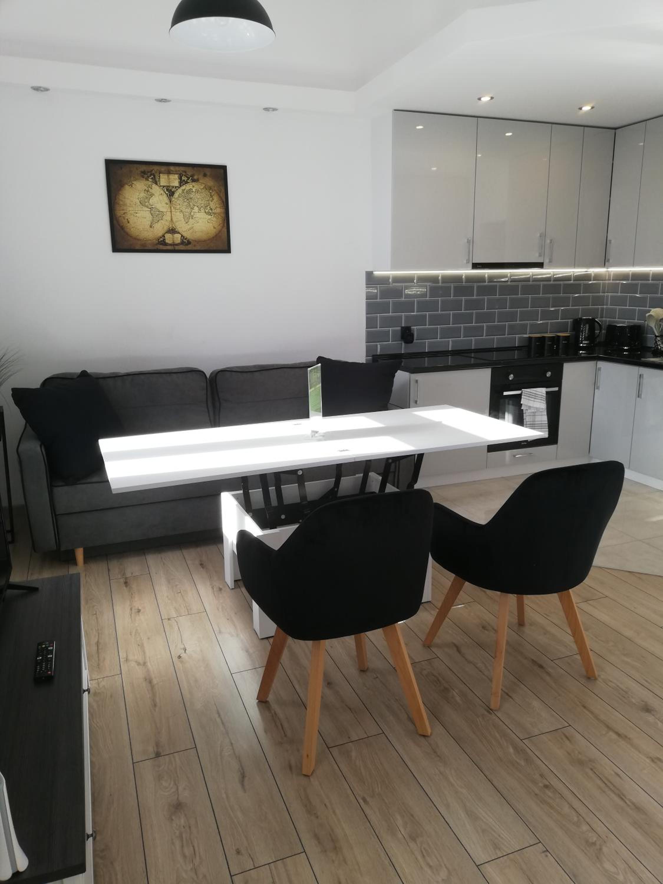 Family Studio - Photo 16