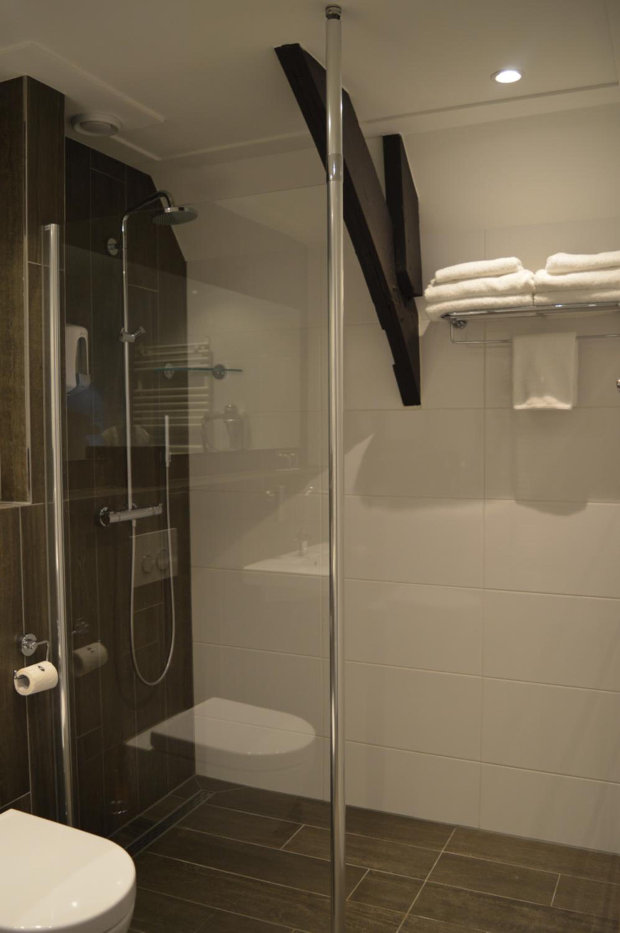Superior Twin Room - Photo 3