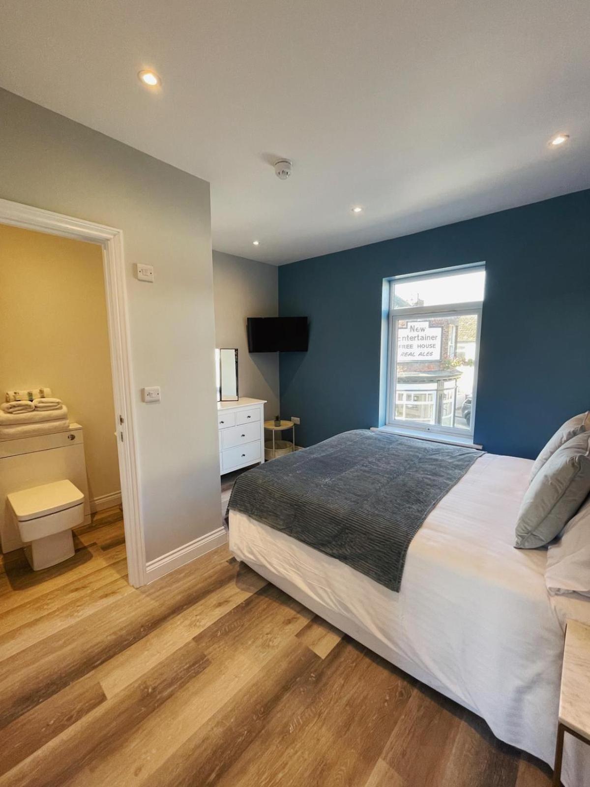 Two-Bedroom House - Photo 7