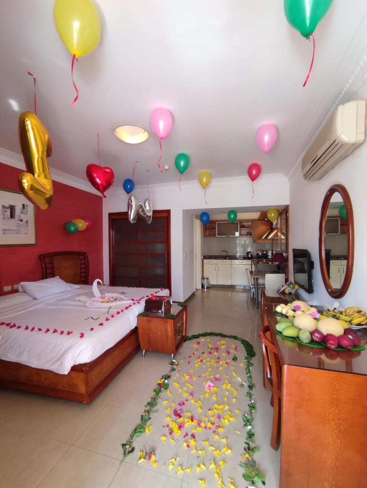 Deluxe Family Room - Photo 24