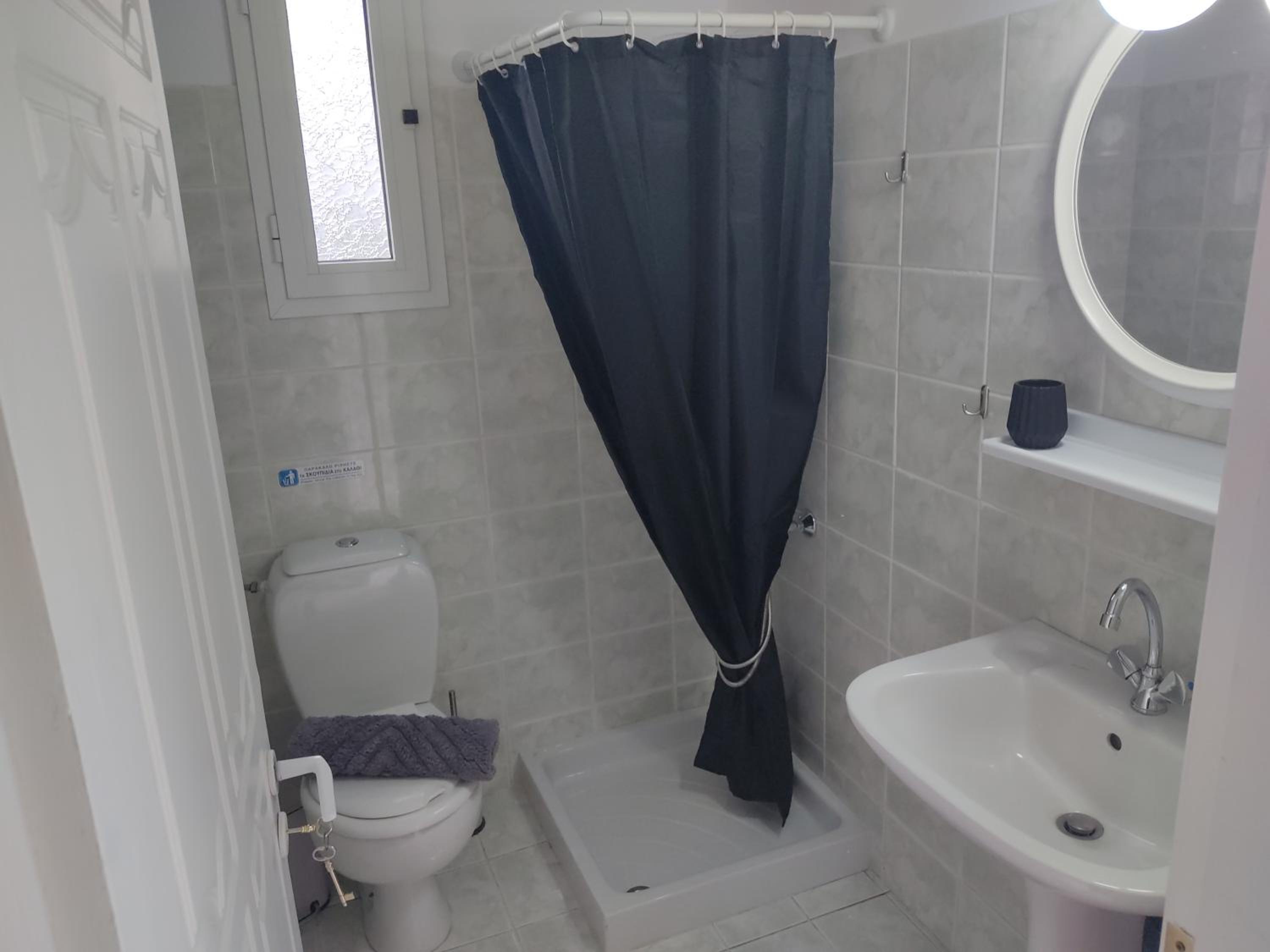 One-Bedroom House photo 2