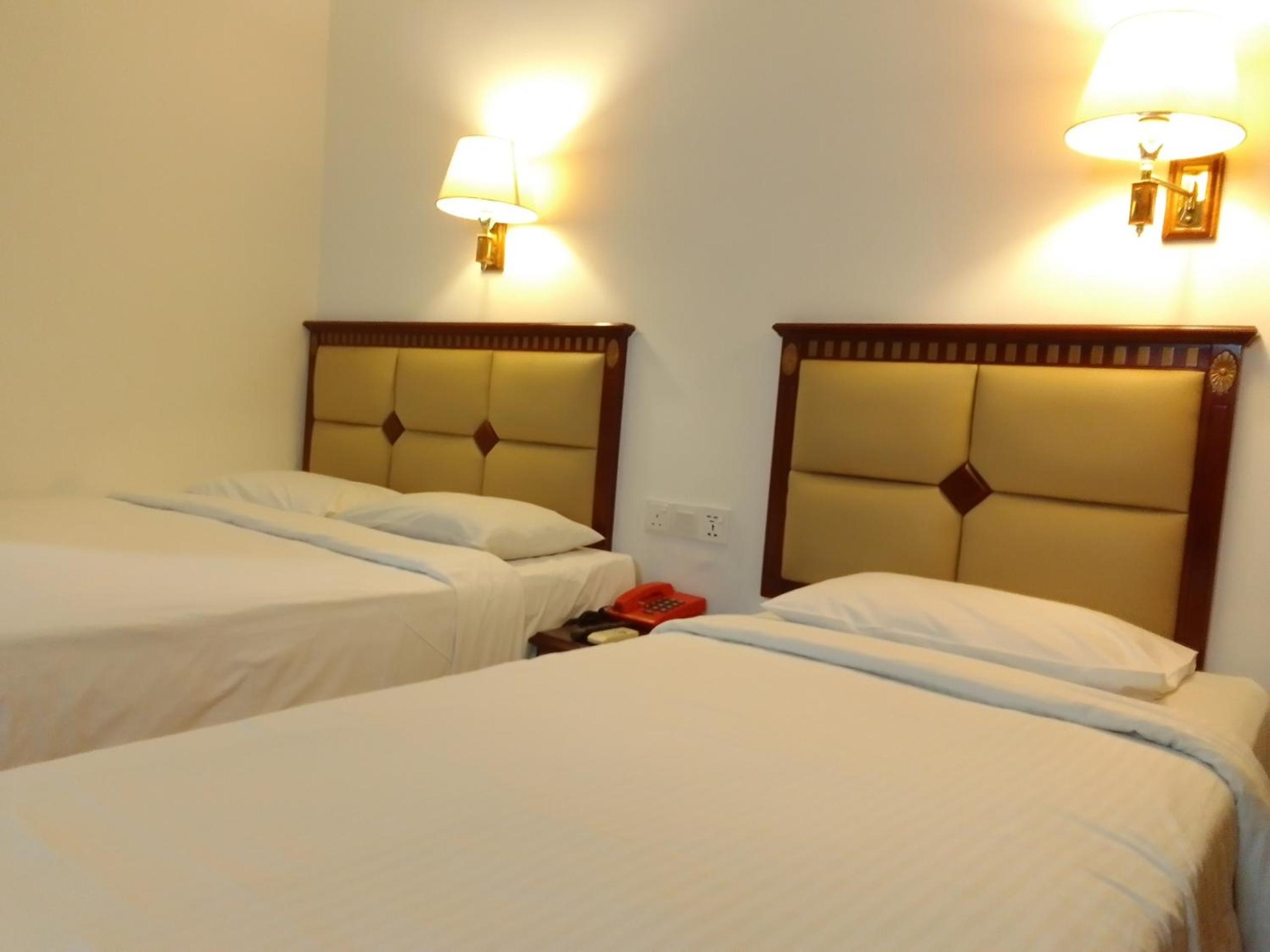 Deluxe Triple Room - Photo 3