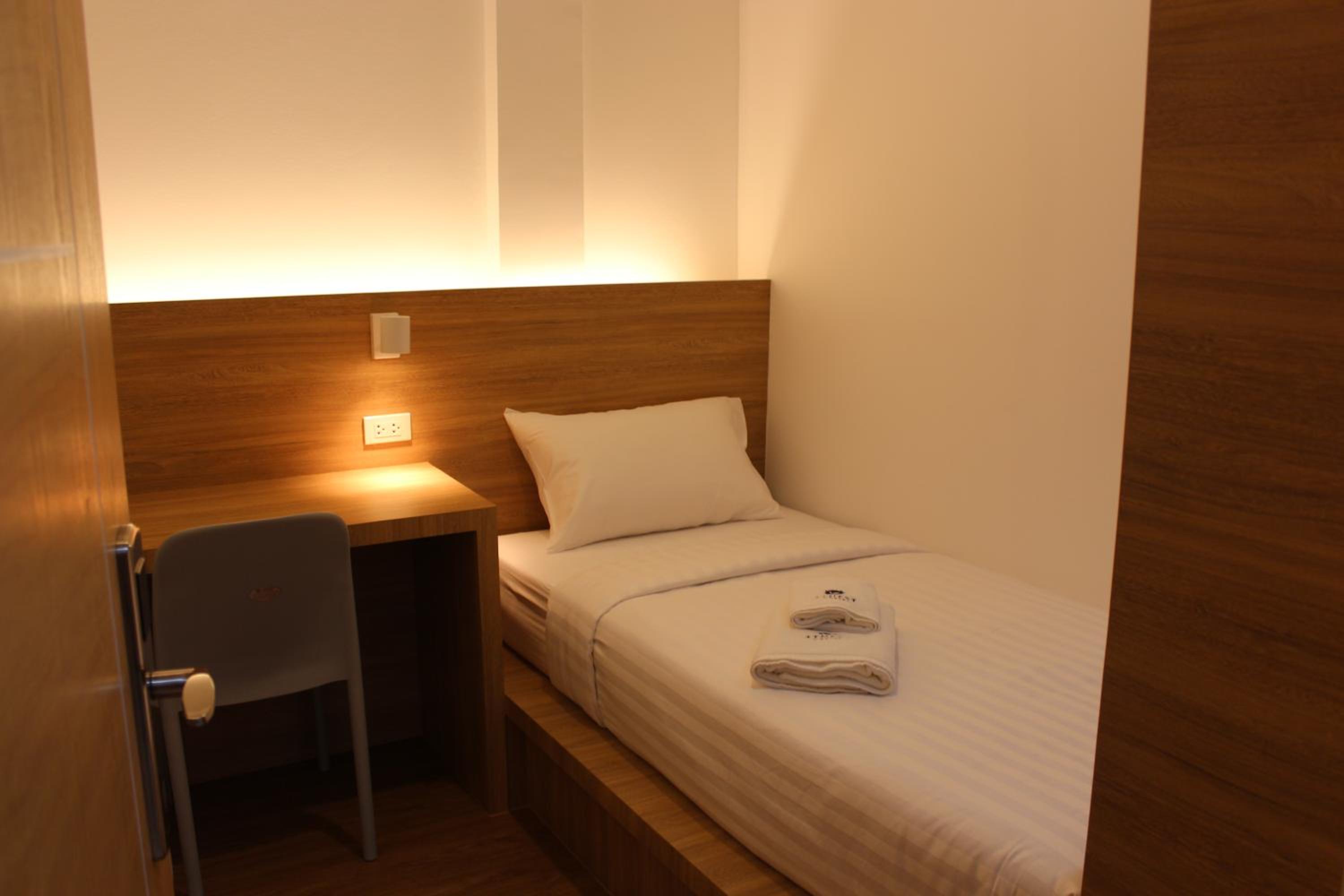 Single Room photo 2