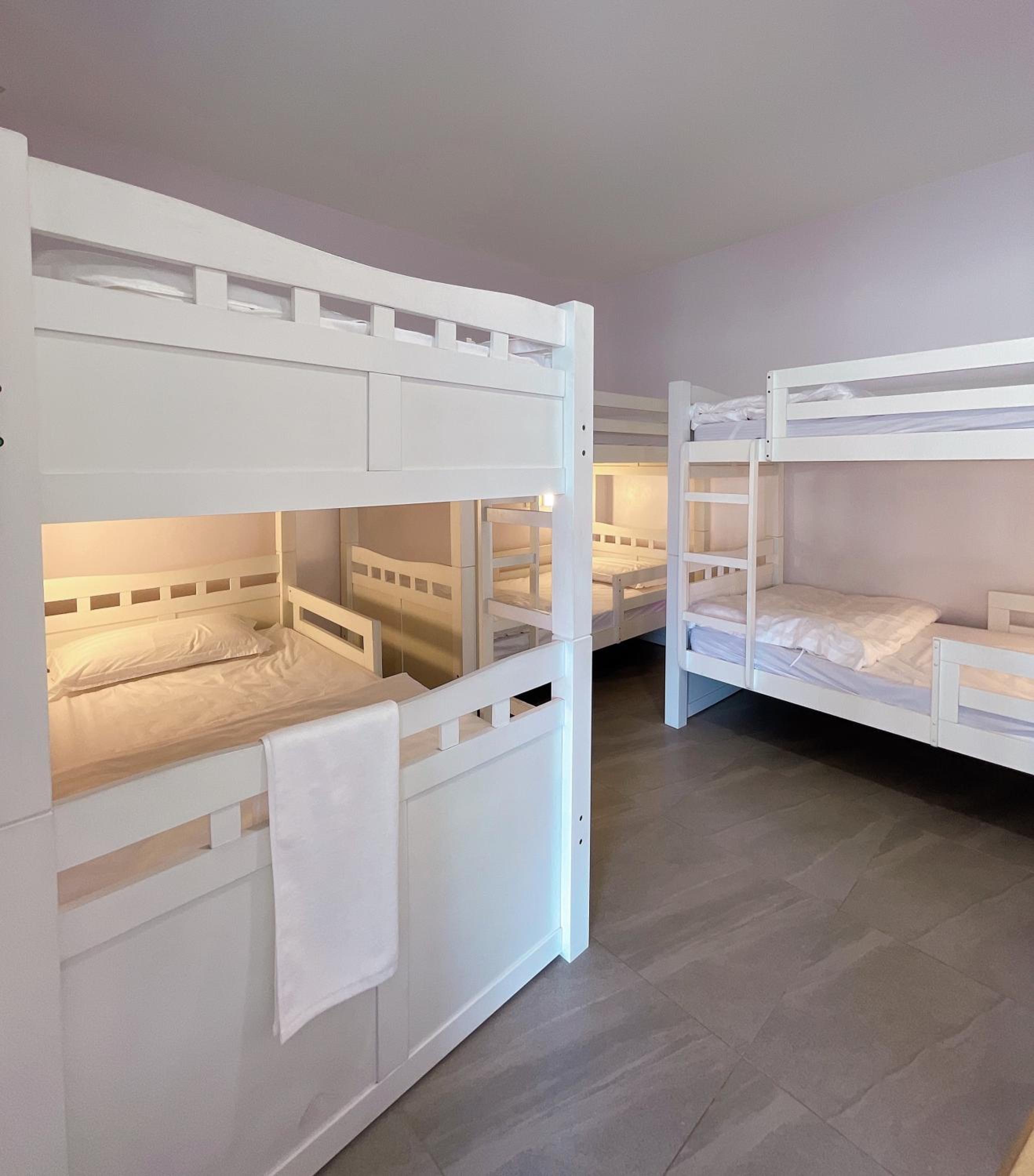 6-Bed Mixed Dormitory Room