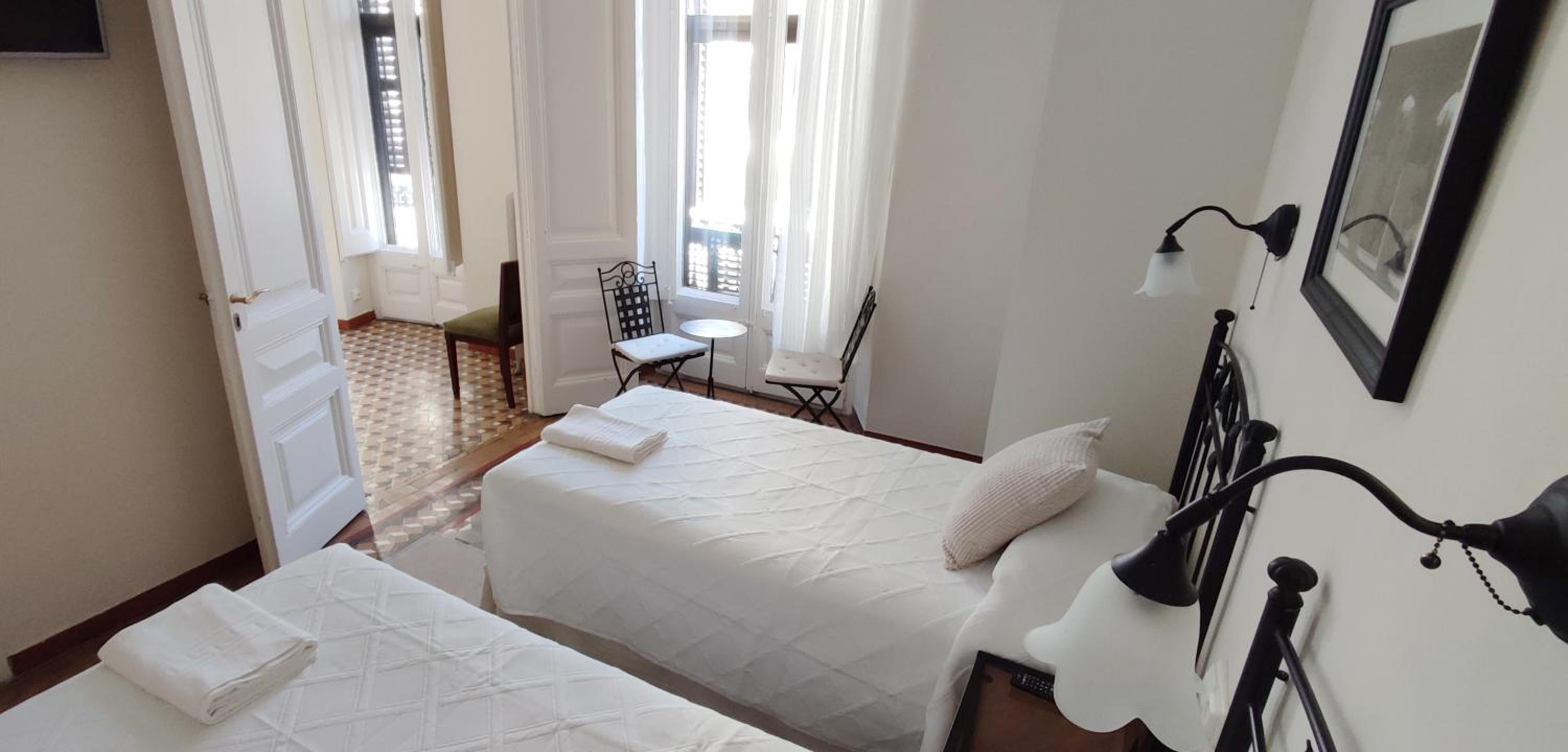 Triple Room with Private Bathroom photo 2