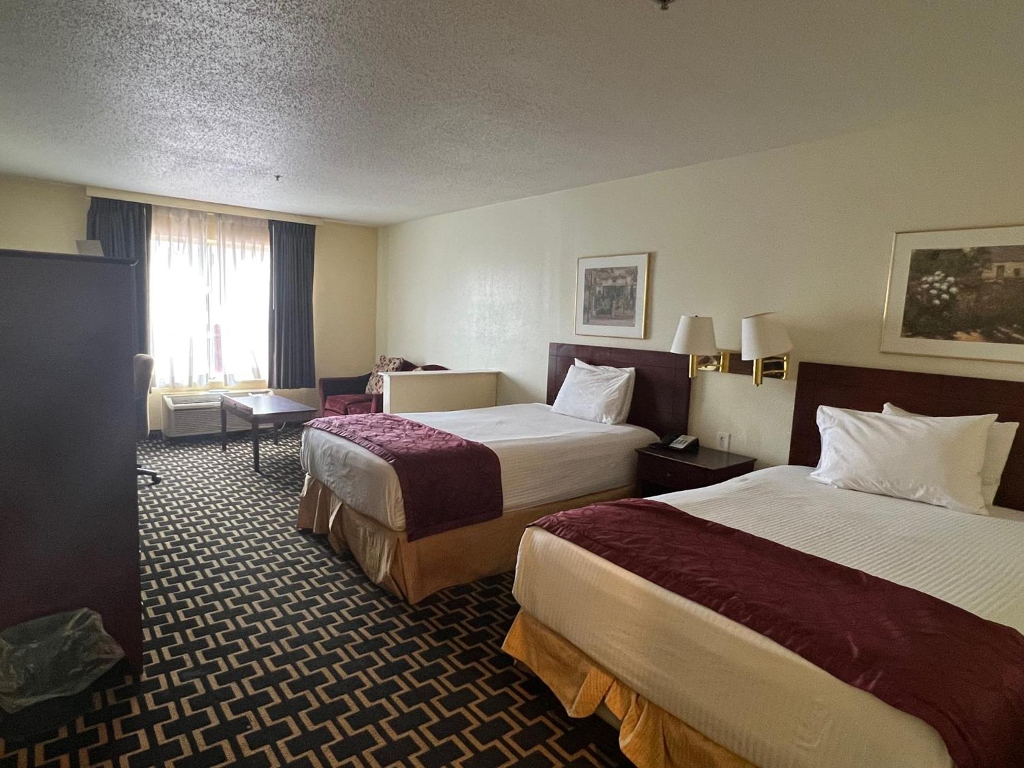 Double Room - Photo 1