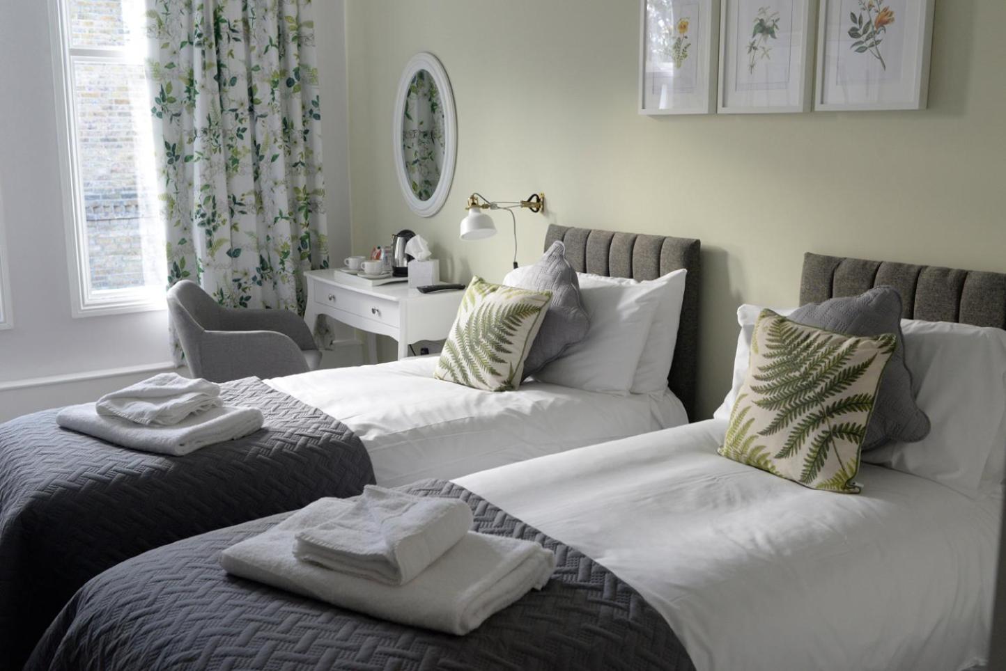 Standard Twin Room photo 1