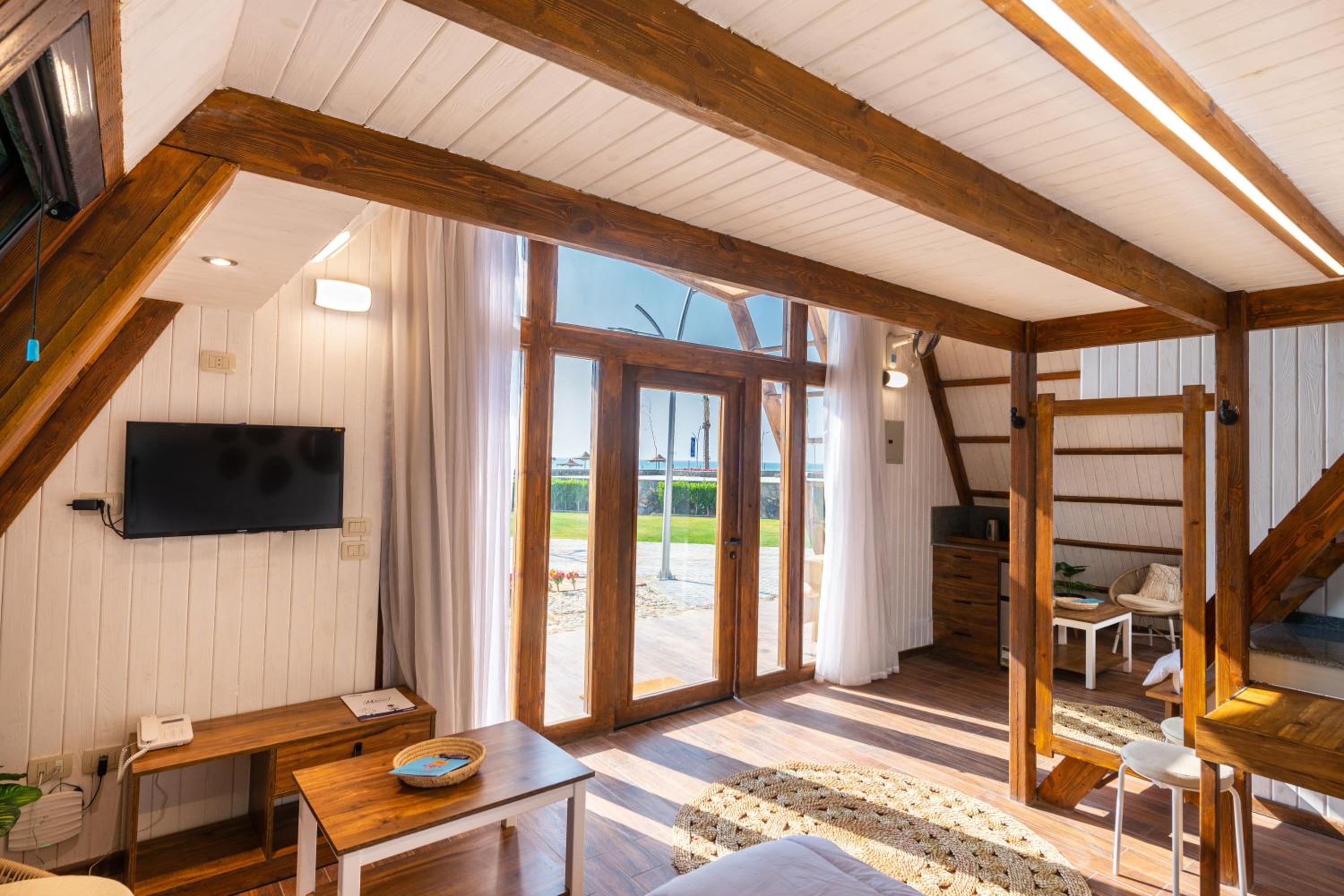 Deluxe Bungalow with Sea View photo 3