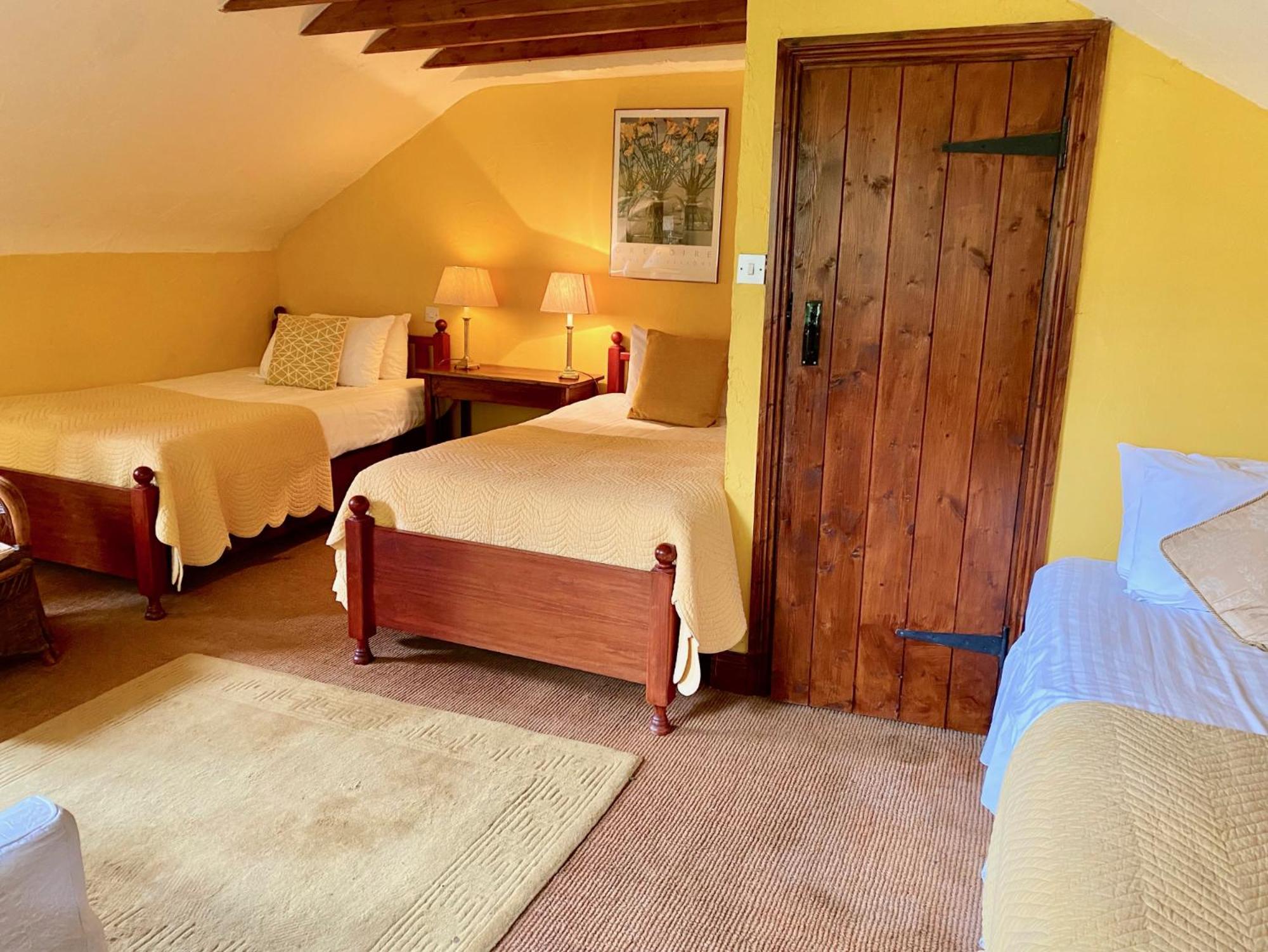 Triple Room photo 3