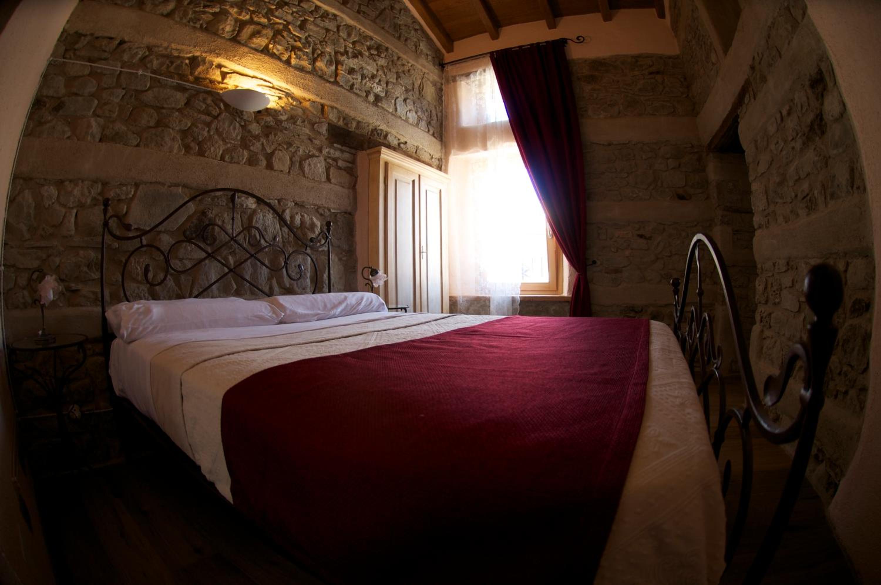 Junior Suite with Mountain View photo 2