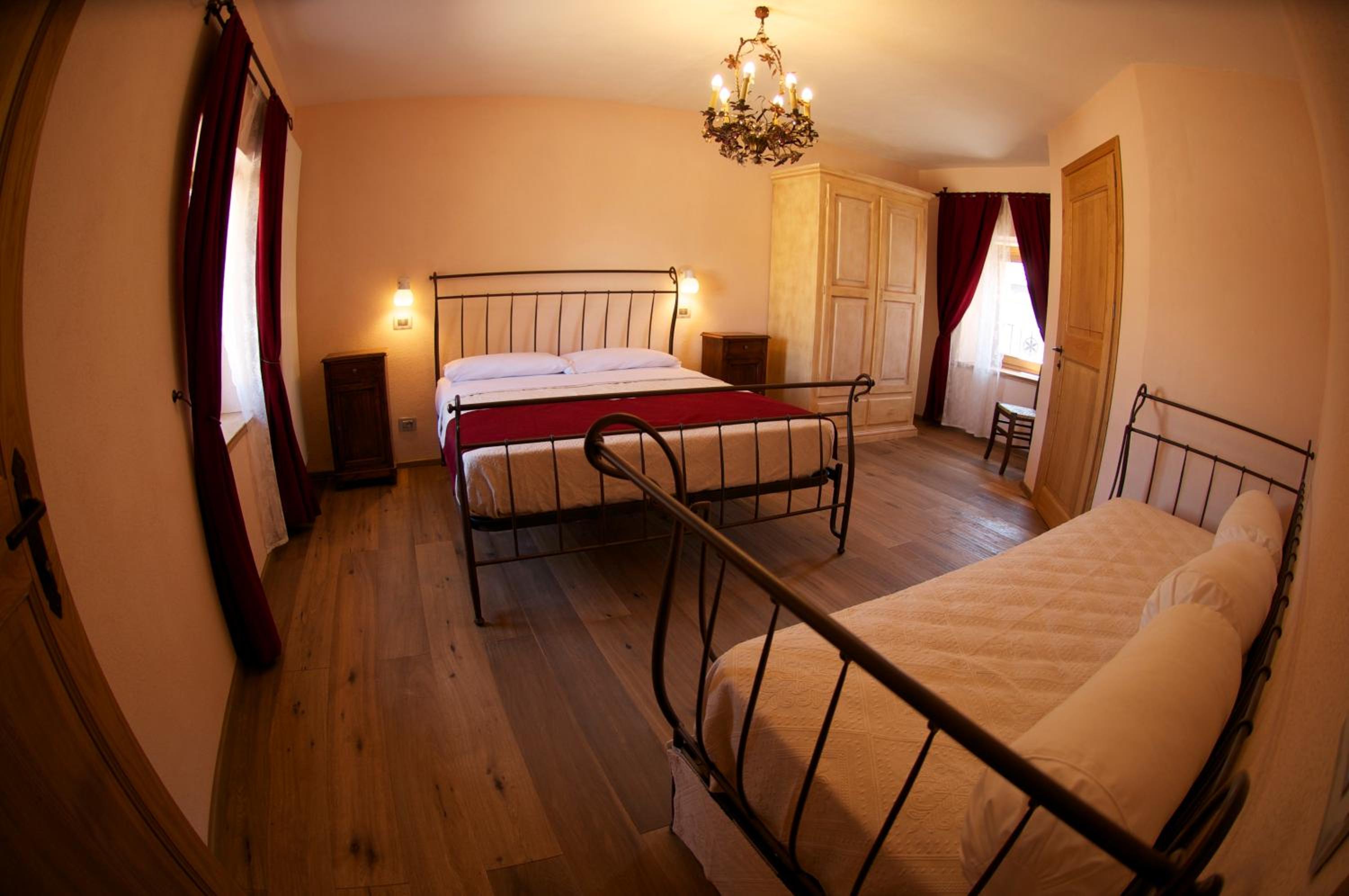 Junior Suite with Mountain View