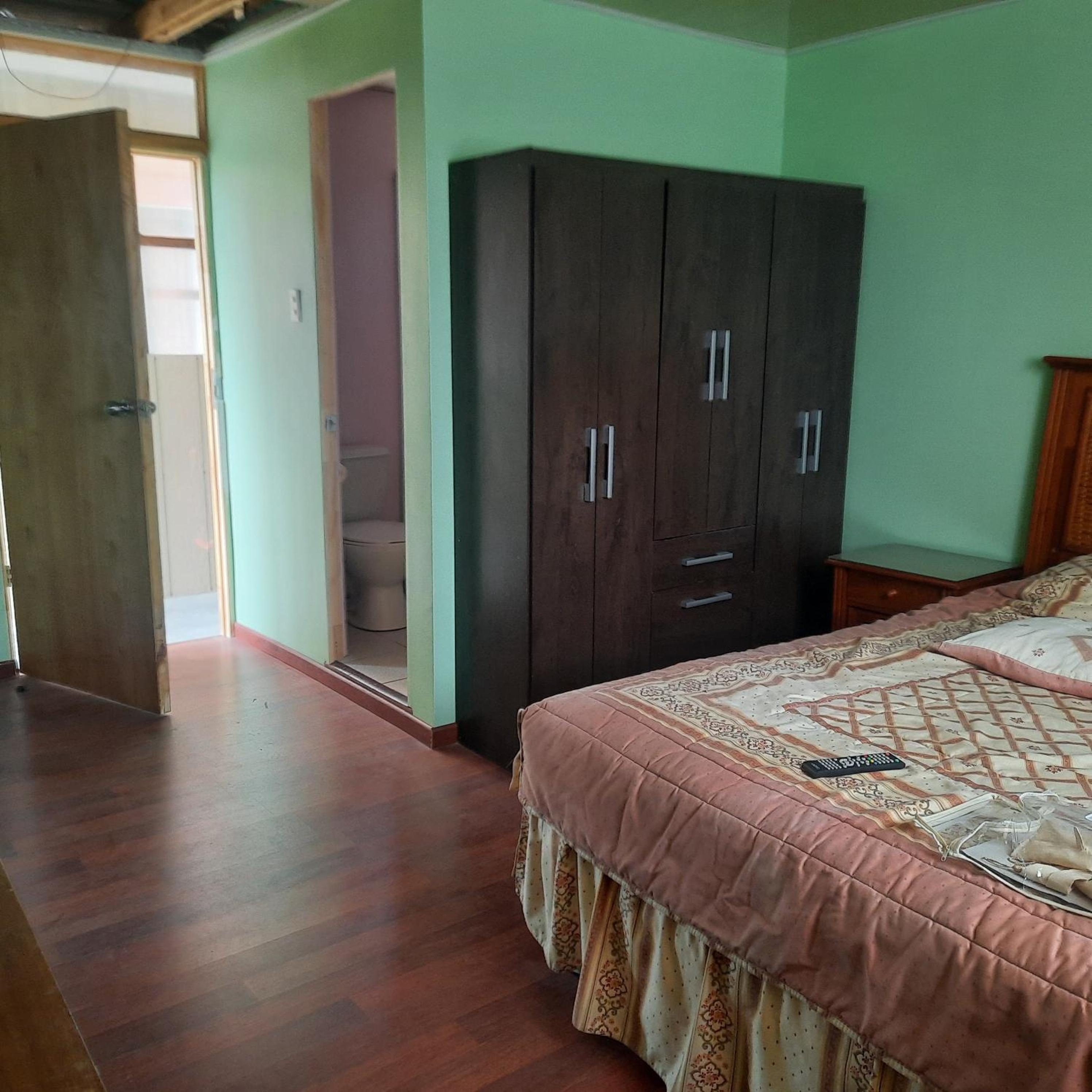 Double Room with Private Bathroom photo 1
