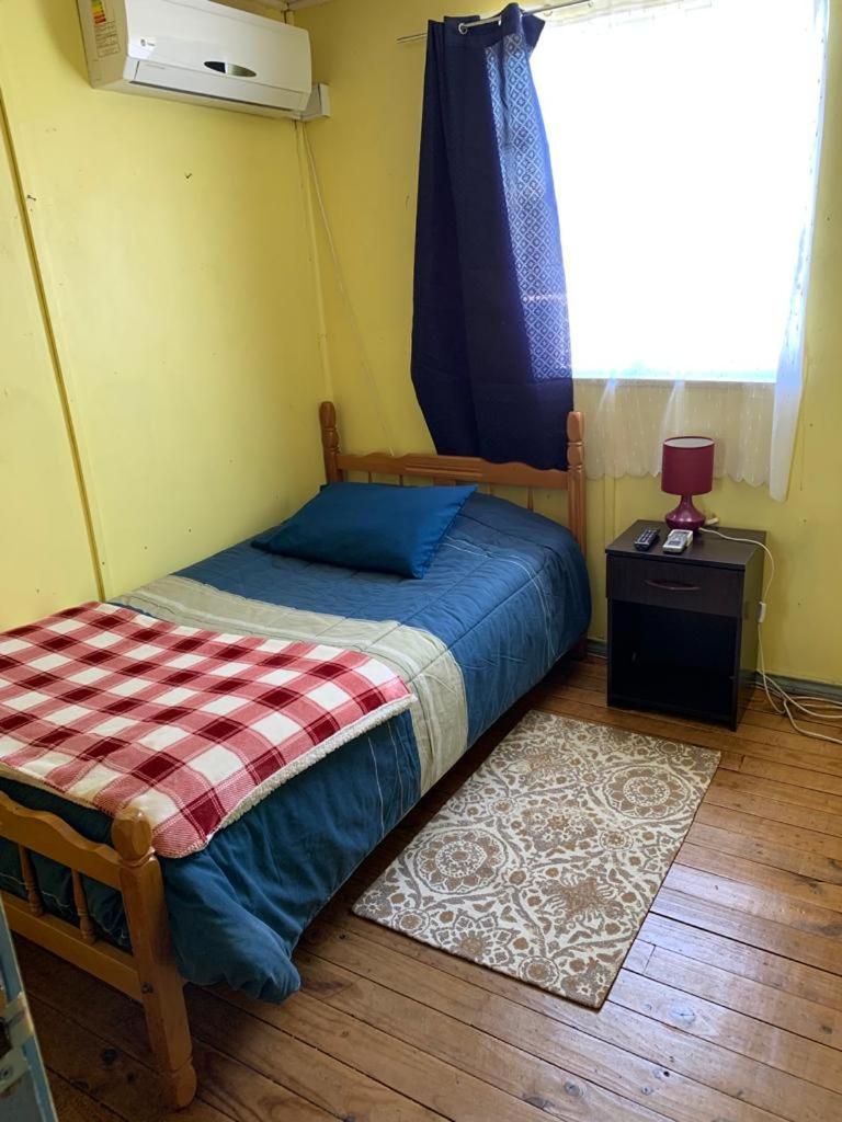 Standard Single Room with Shared Bathroom photo 3