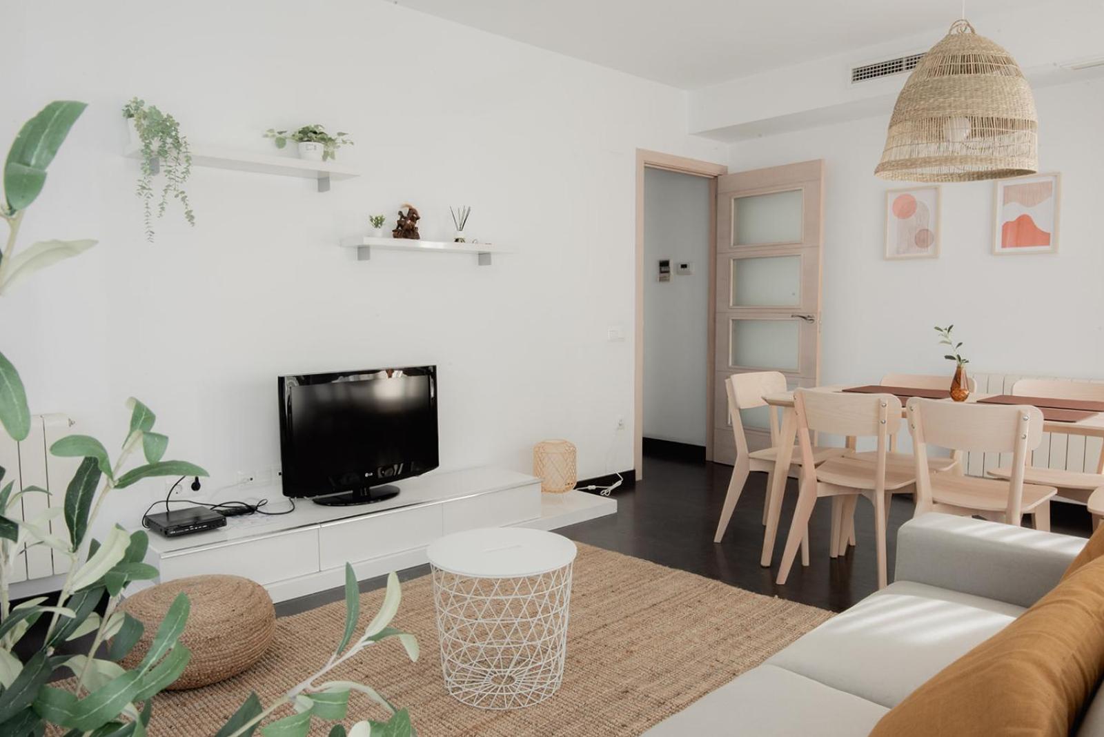 Apartamento de tres habitaciones, 3ª Planta.