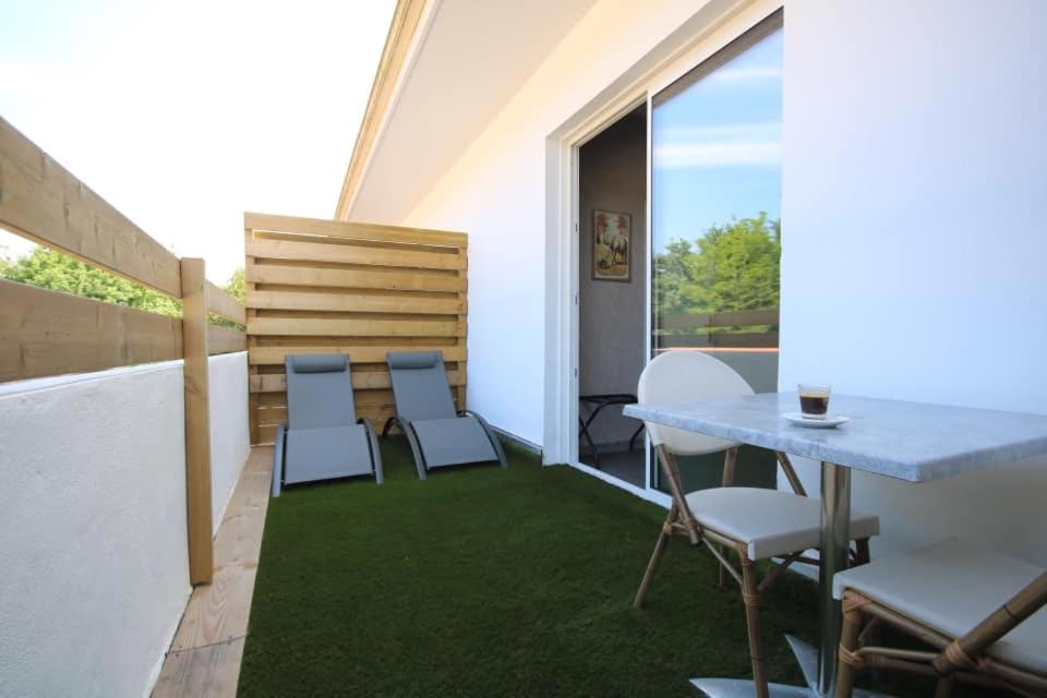 Double Room with Terrace - Photo 2