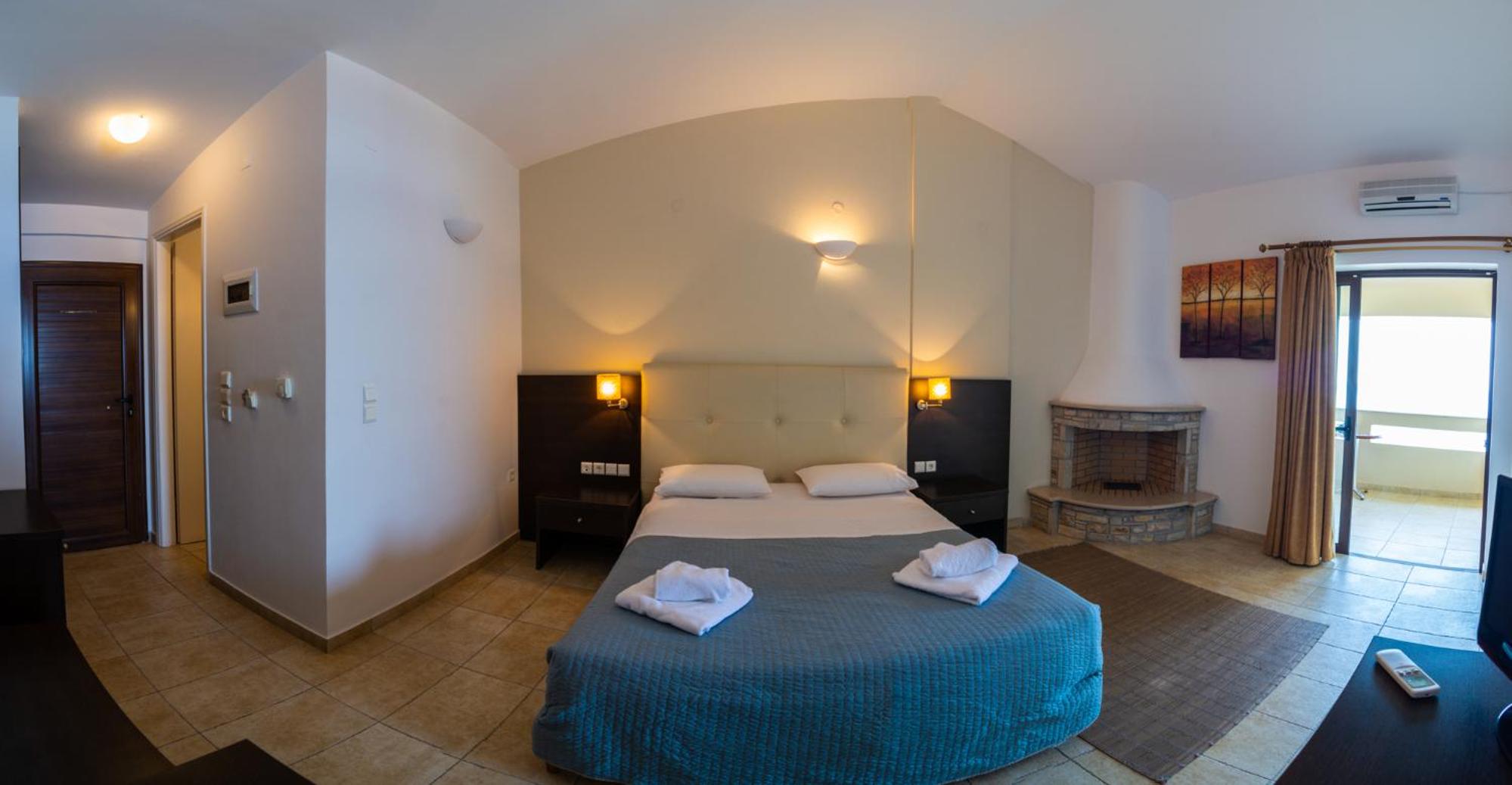 Double Room with Balcony and Sea View photo 1