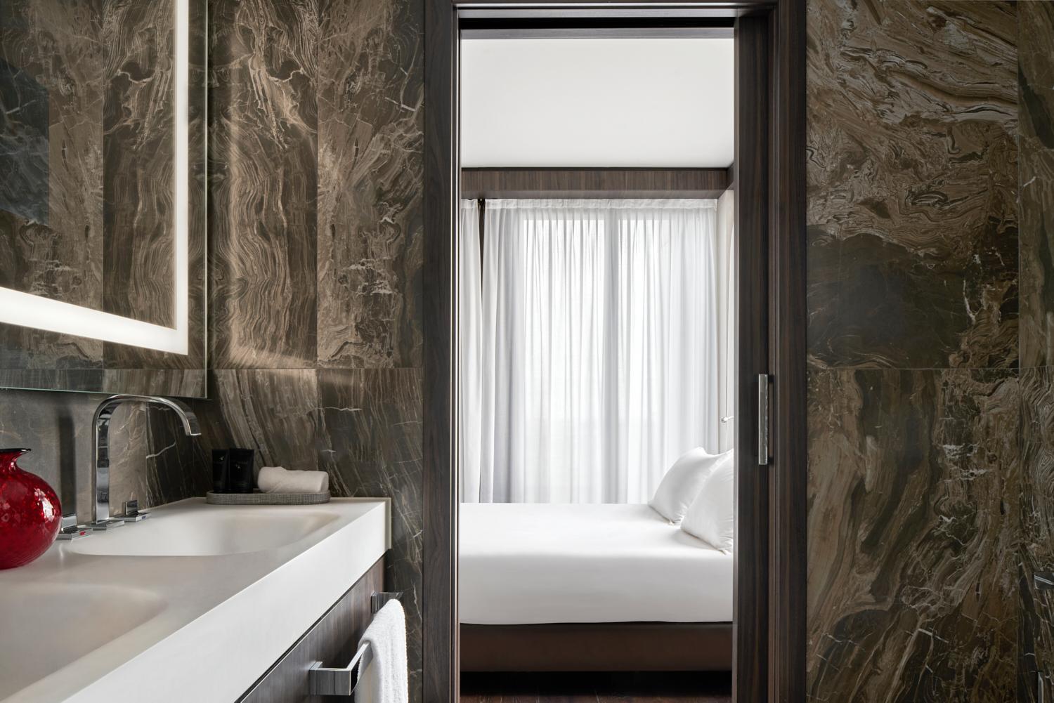 Skyline Suite