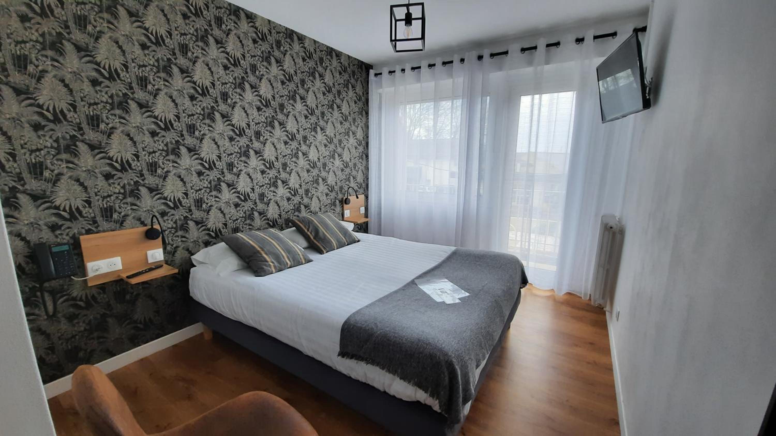 Double Room - Photo 3