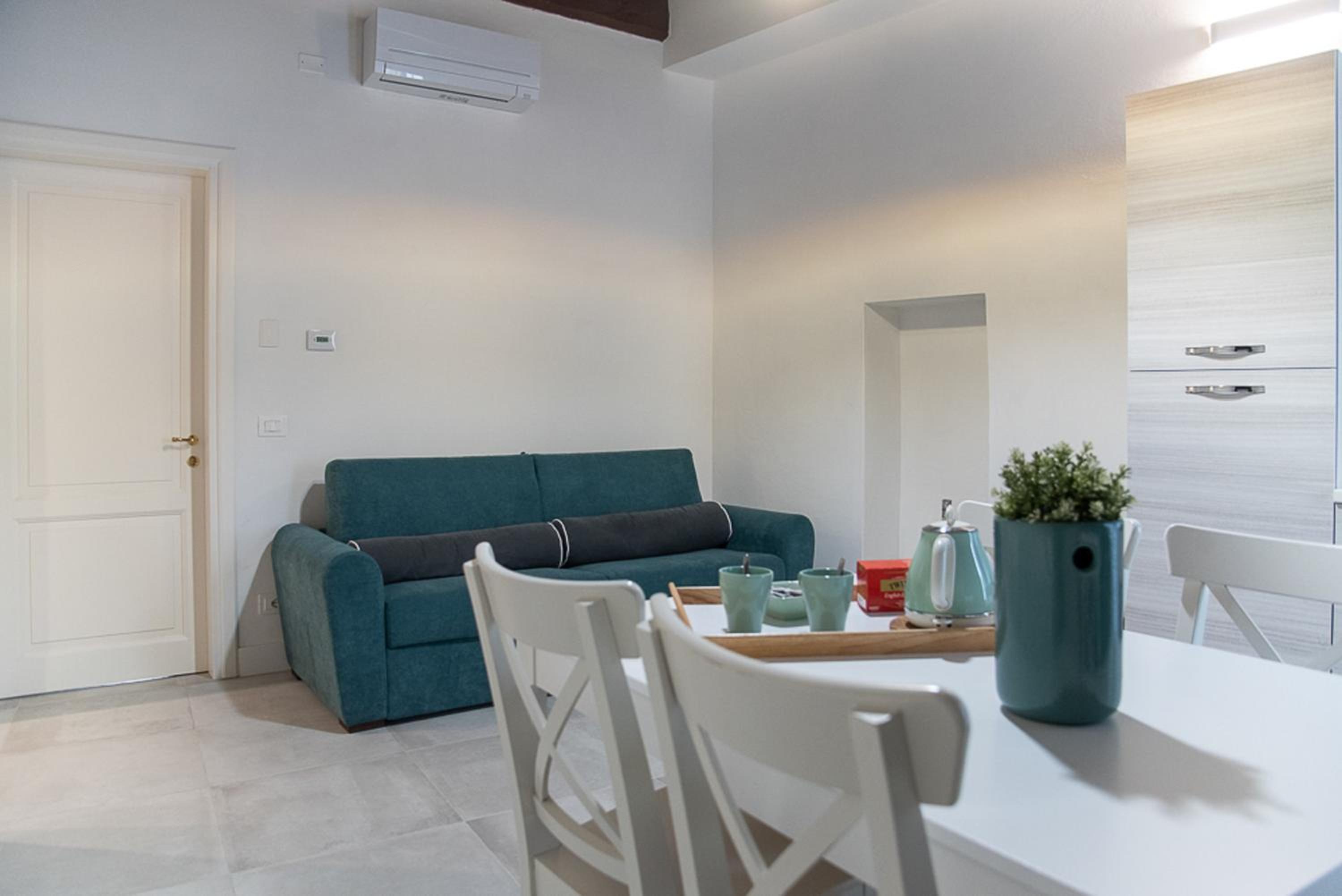 Apartment with Terrace photo 3