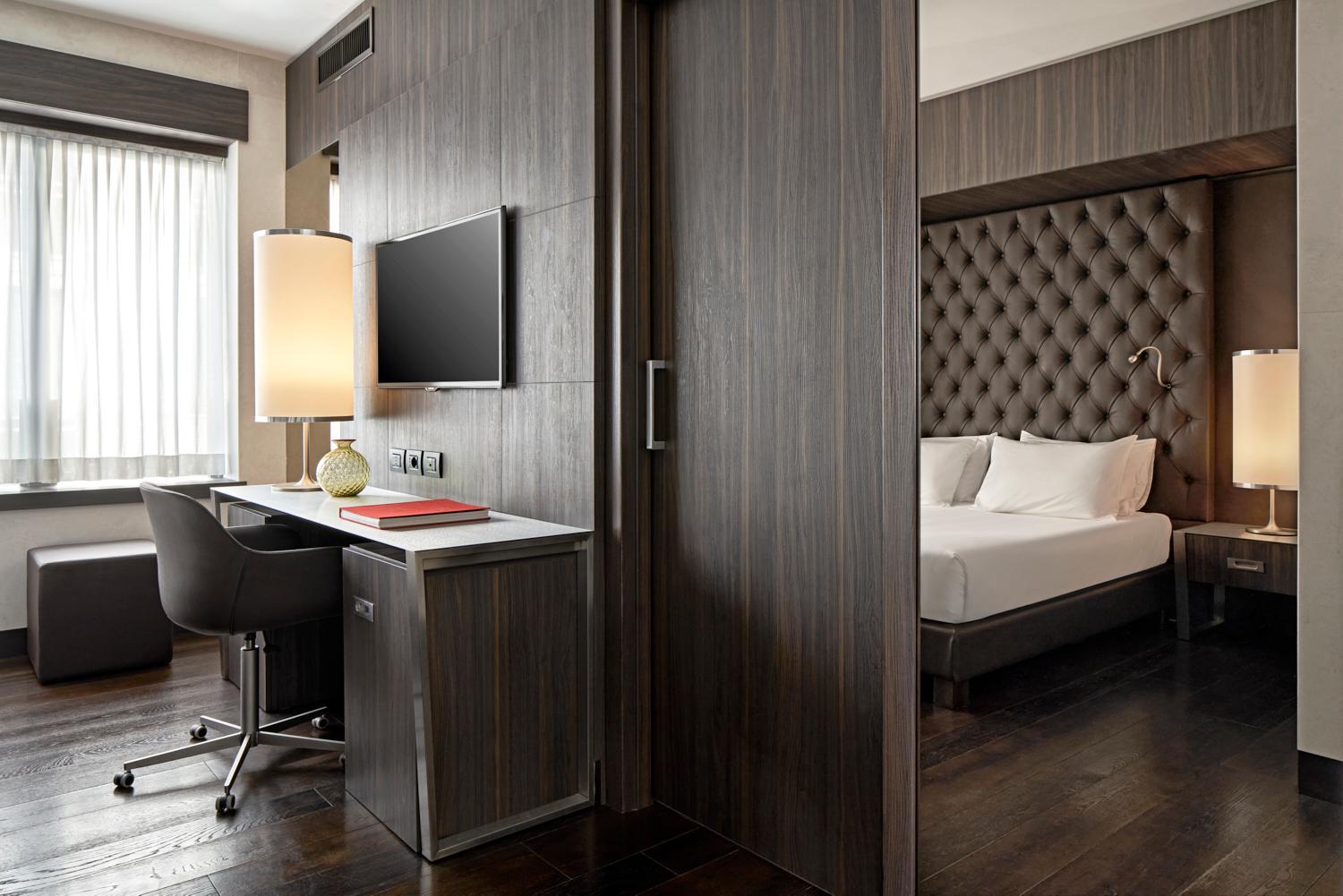 King Suite thumbnail 5