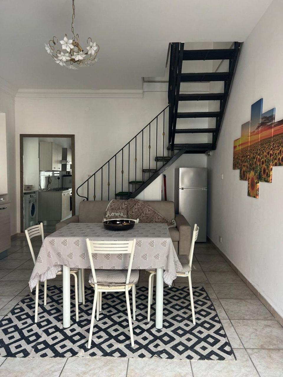 One-Bedroom House - Photo 7