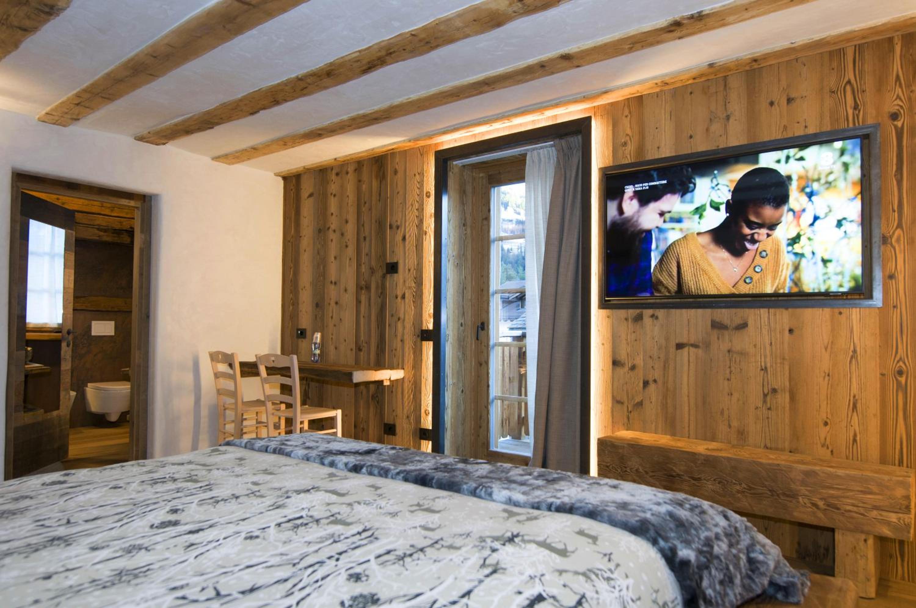Large Double Room photo 2