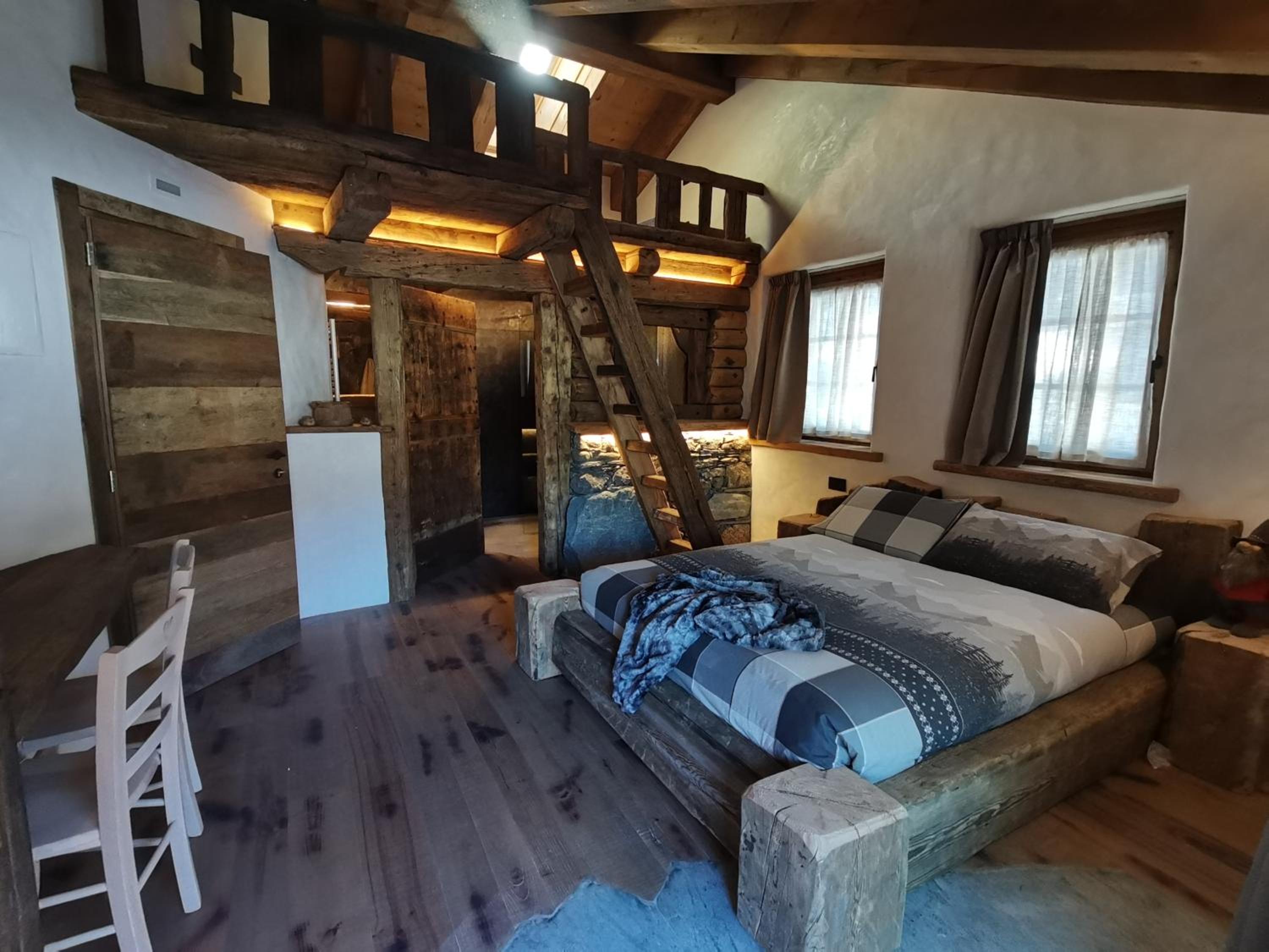 King Room with Mountain View