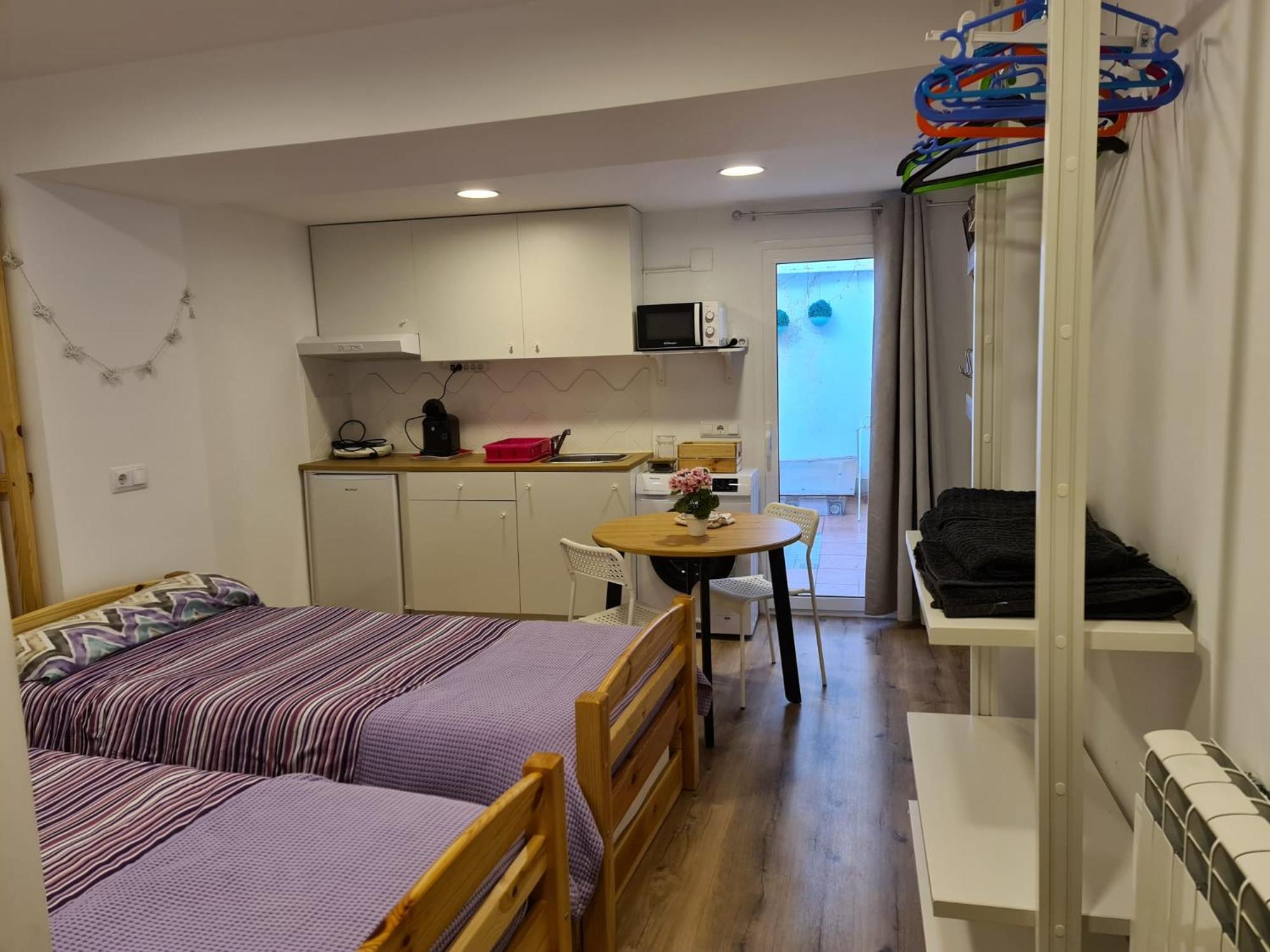 Estudio con terraza
