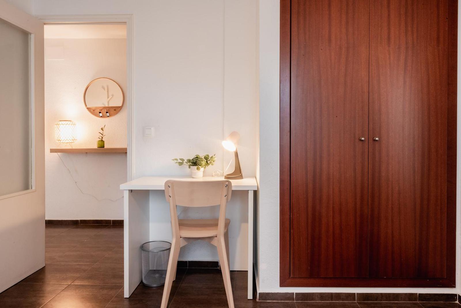 Apartamento de tres habitaciones - Cuarto piso
