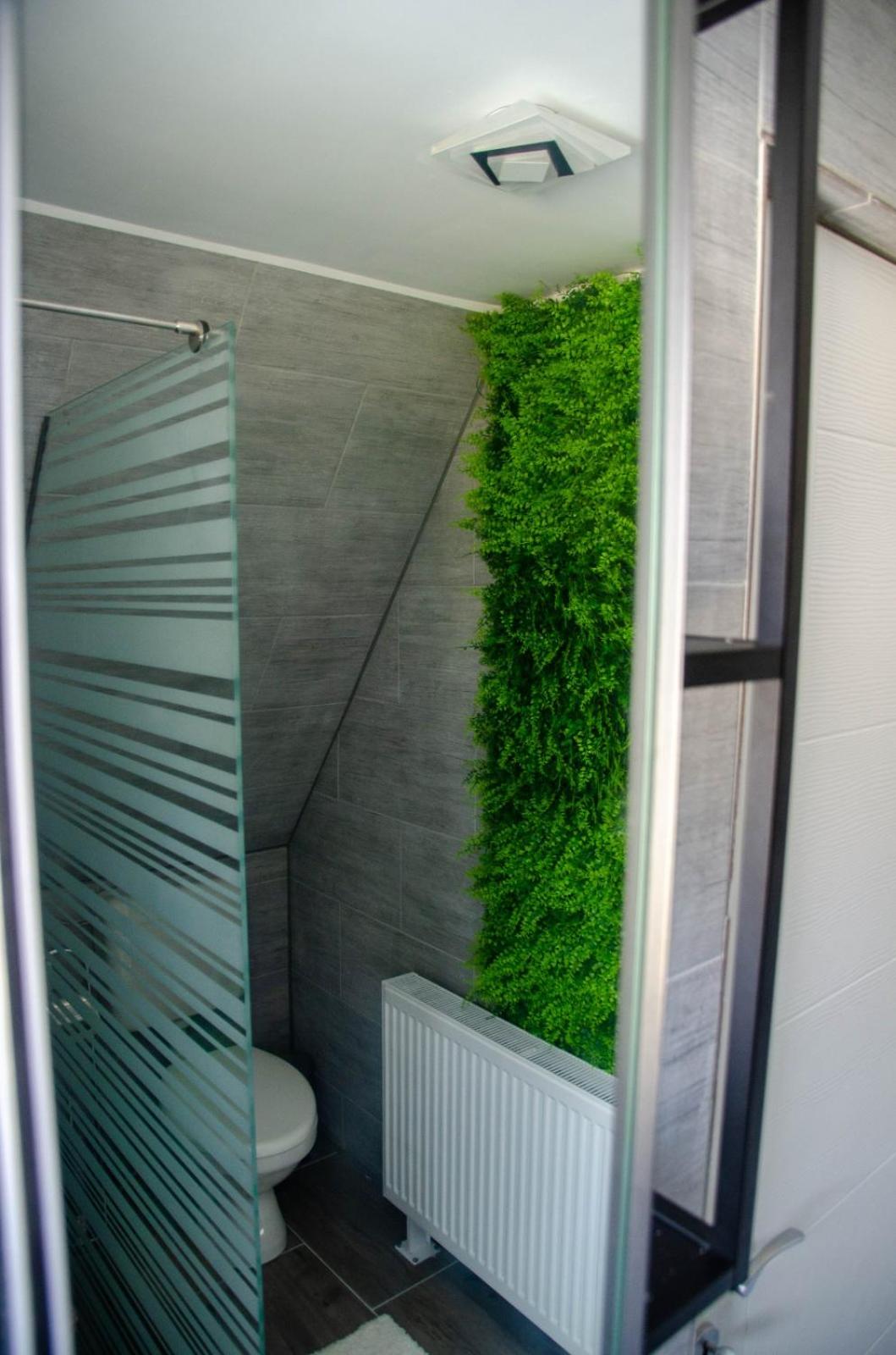 Two-Bedroom House - Photo 22