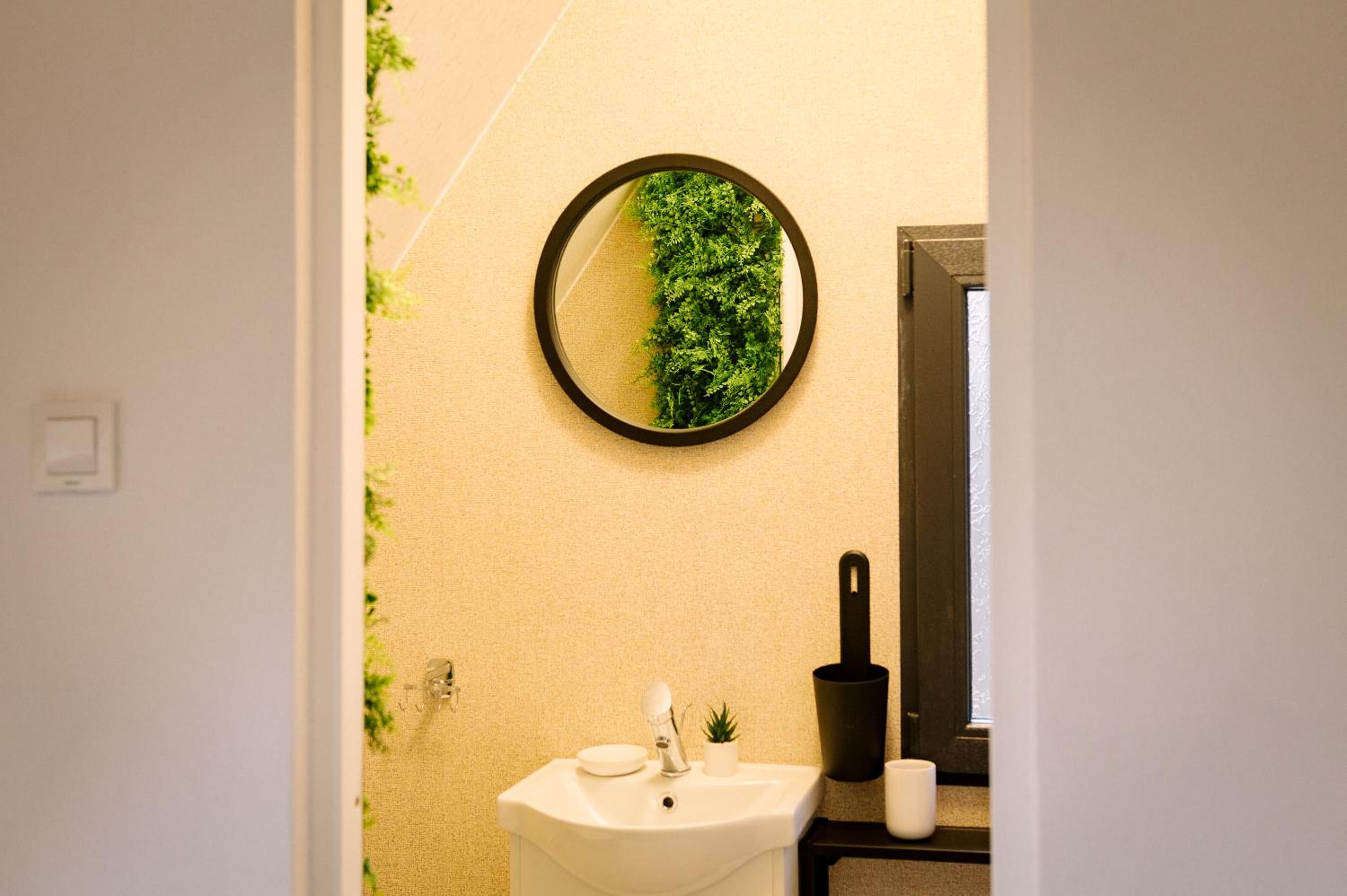 Two-Bedroom House - Photo 33