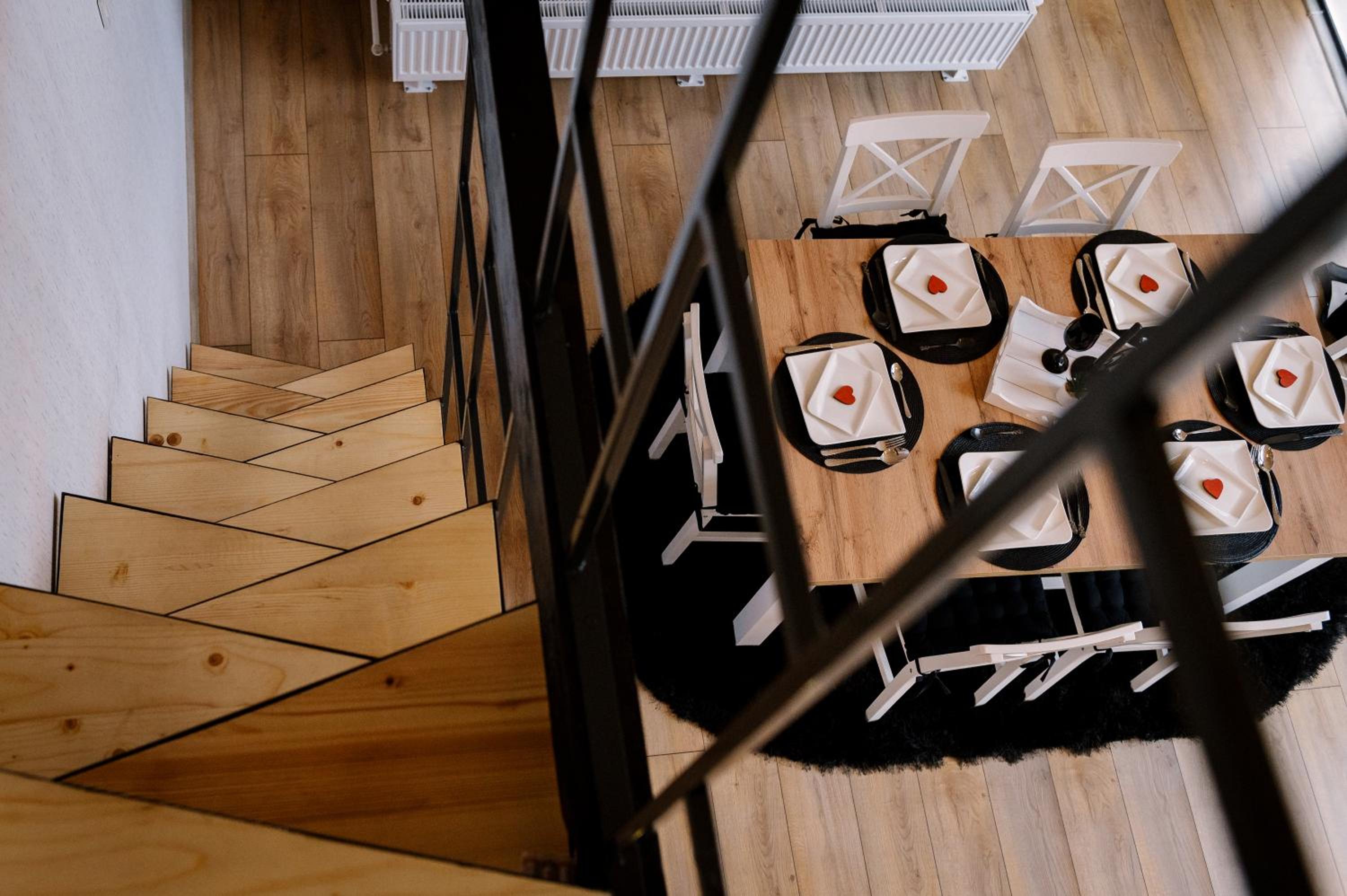 Two-Bedroom House - Photo 18
