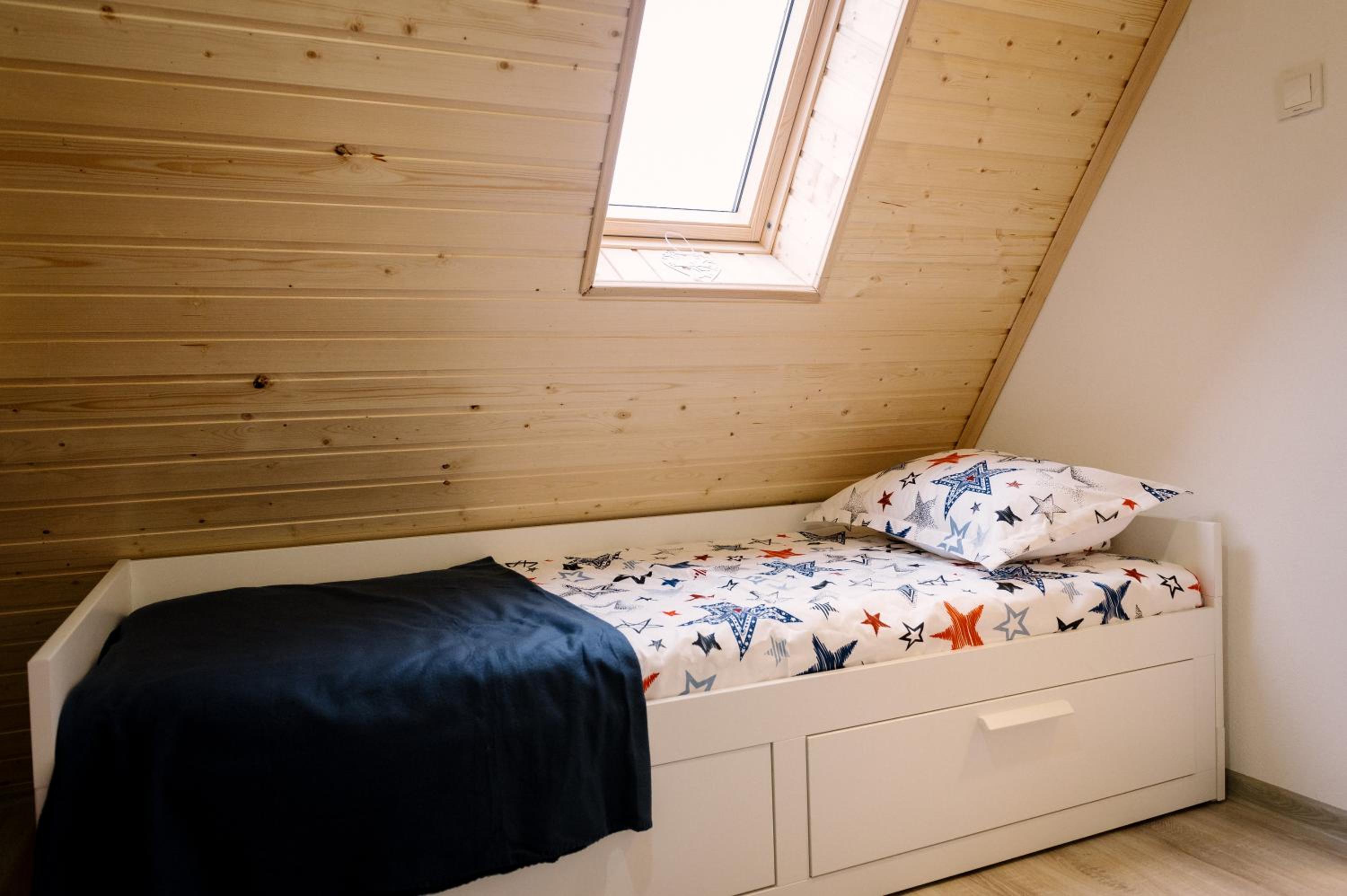 Two-Bedroom House - Photo 31